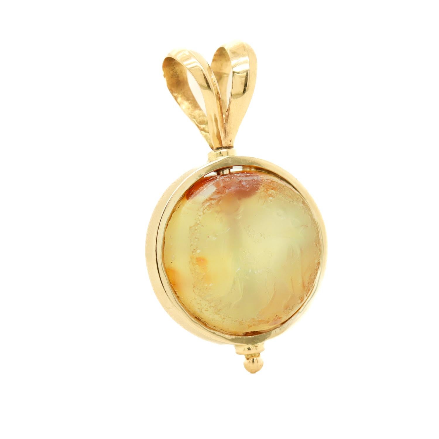 da uomo o donna Antico ciondolo d'agata intagliata dello Zodiaco Taurus montato su un ciondolo d'oro 14K in vendita