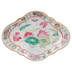 Antique Tazza Bowl Qing Flowers Tongzhi / Guangxu, 19th Century