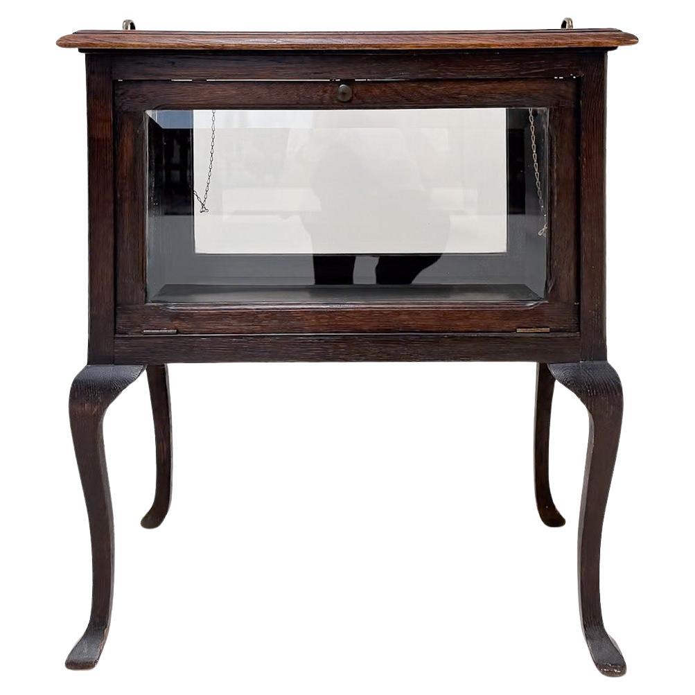 Antico mobile da tè / vetrina con vassoio rimovibile