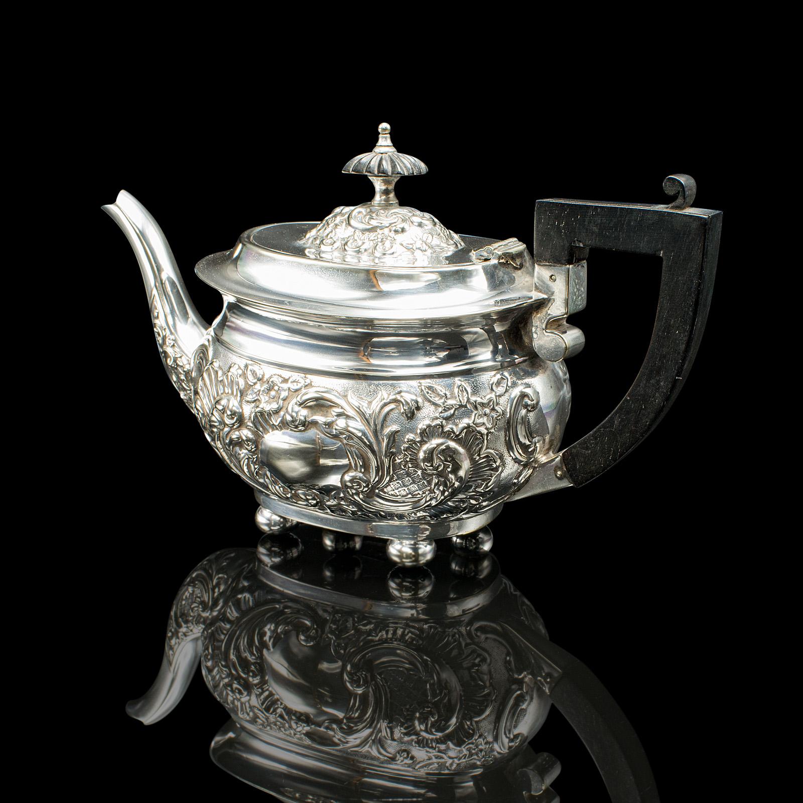 Antique Tea Serving Set, English, Silver Plate, Teapot, Sugar Dish, Edwardian In Good Condition In Hele, Devon, GB