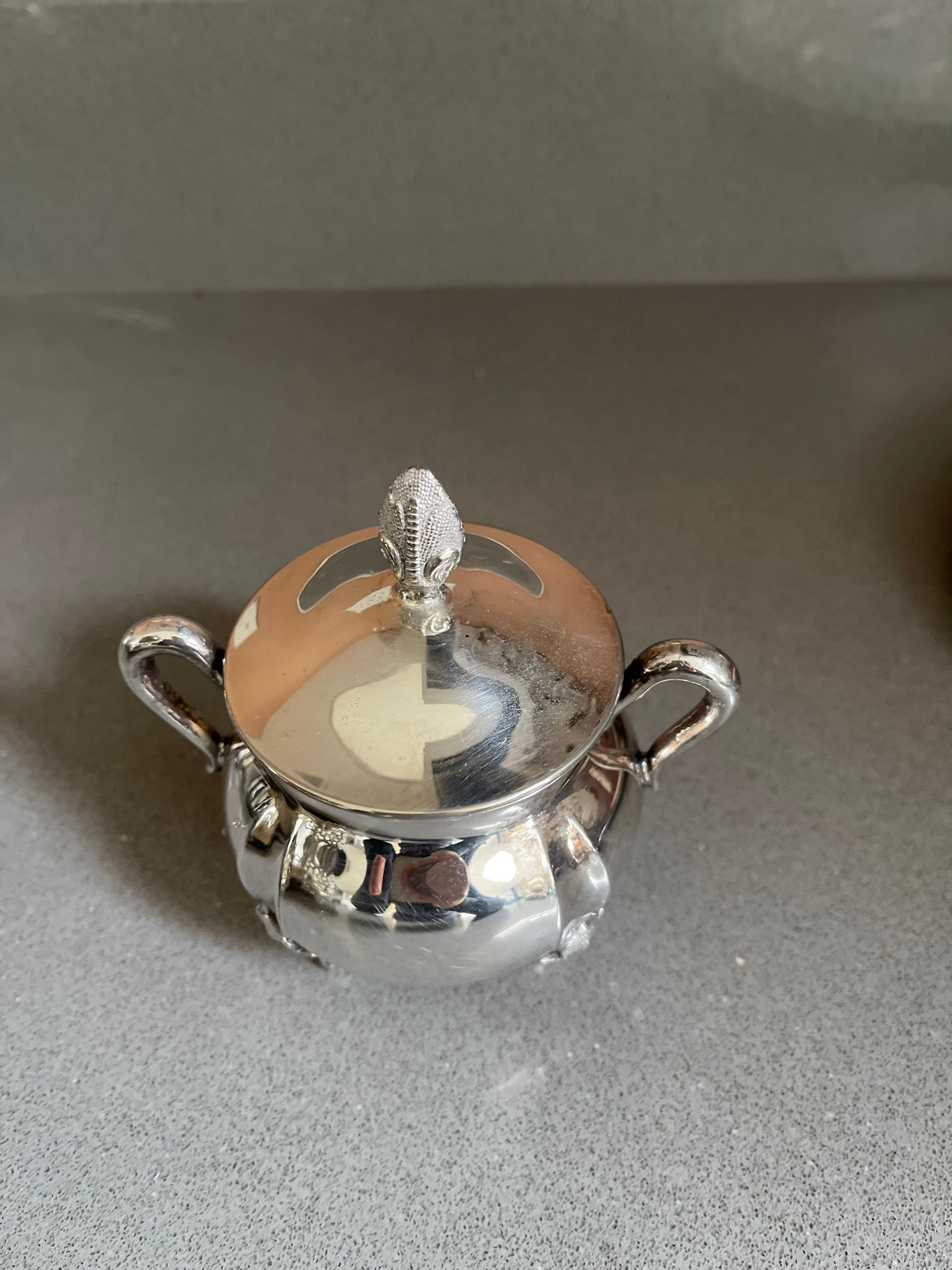 Antikes Tee-Set aus 3 Teilen, englisches Silber, Serviertablett, Wohn-Deko-Objekte  im Angebot 2
