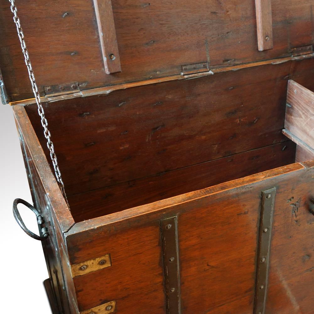 Antique Teak Merchants Trunk with Iron Straps and Brass Corners In Excellent Condition For Sale In Salisbury, Wiltshire