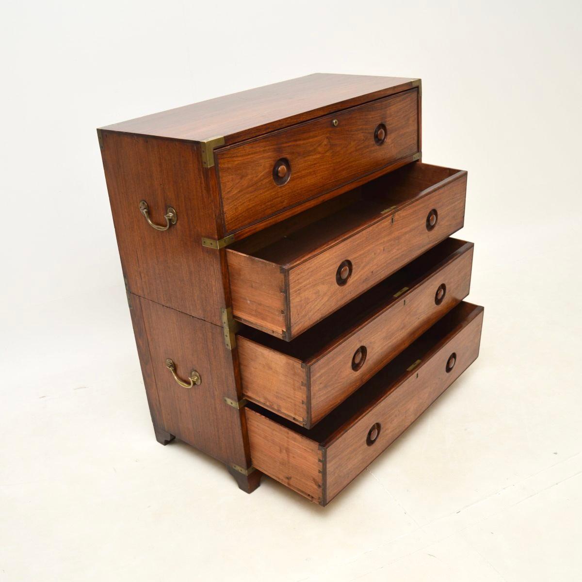 Cassettiera antica in teak Campaigner in vendita 1