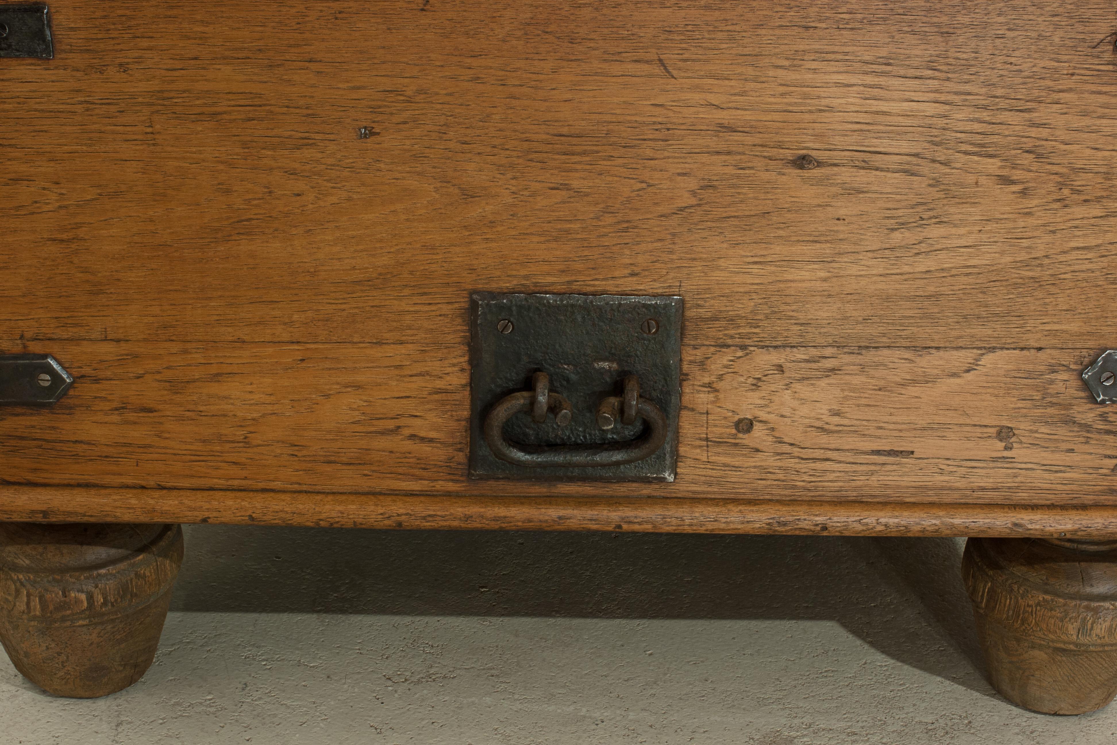 Antique Teak Trunk, Chest Coffee Table 2