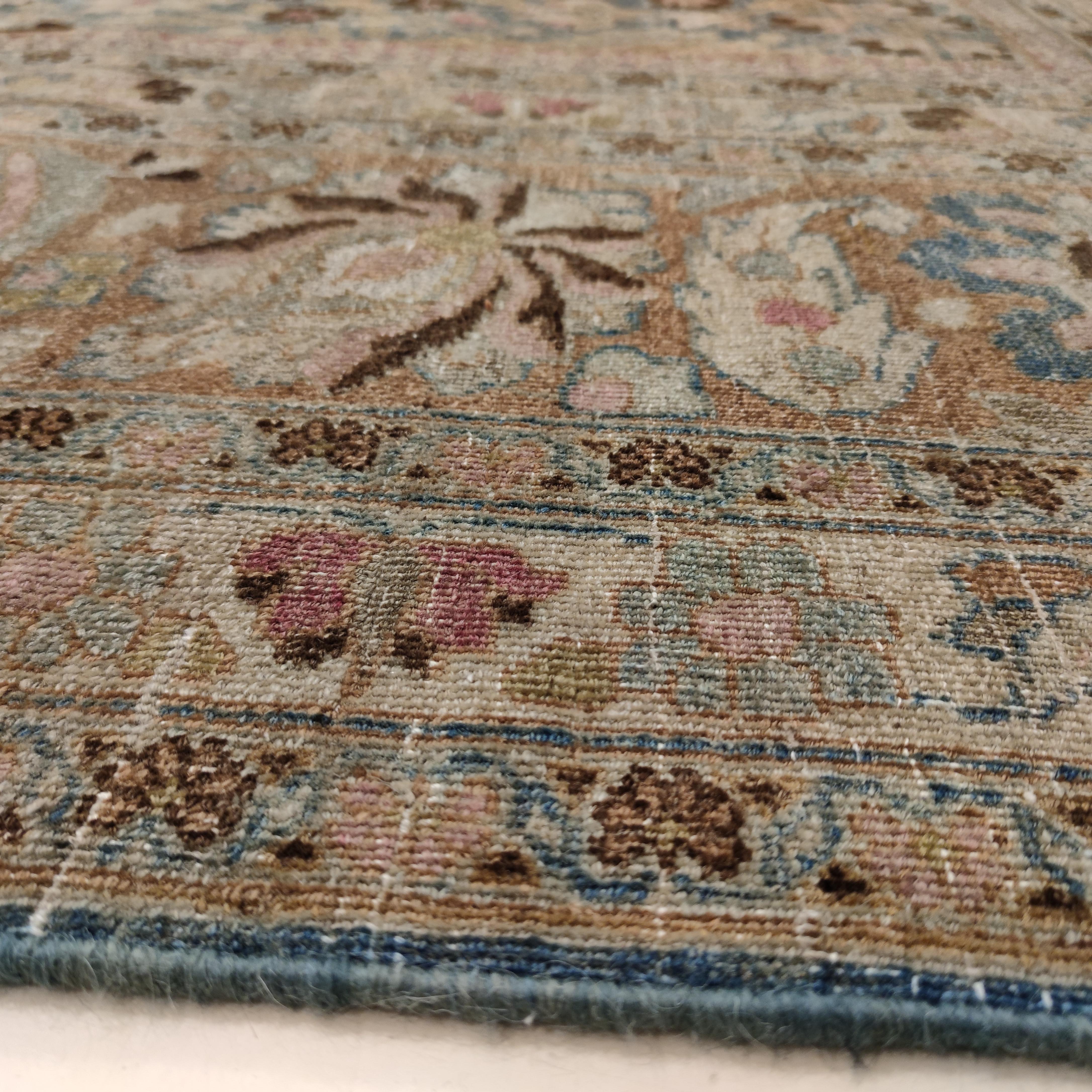 Alfombra khorassan antigua azul turquesa con dibujo integral a gran escala siglo XIX en venta