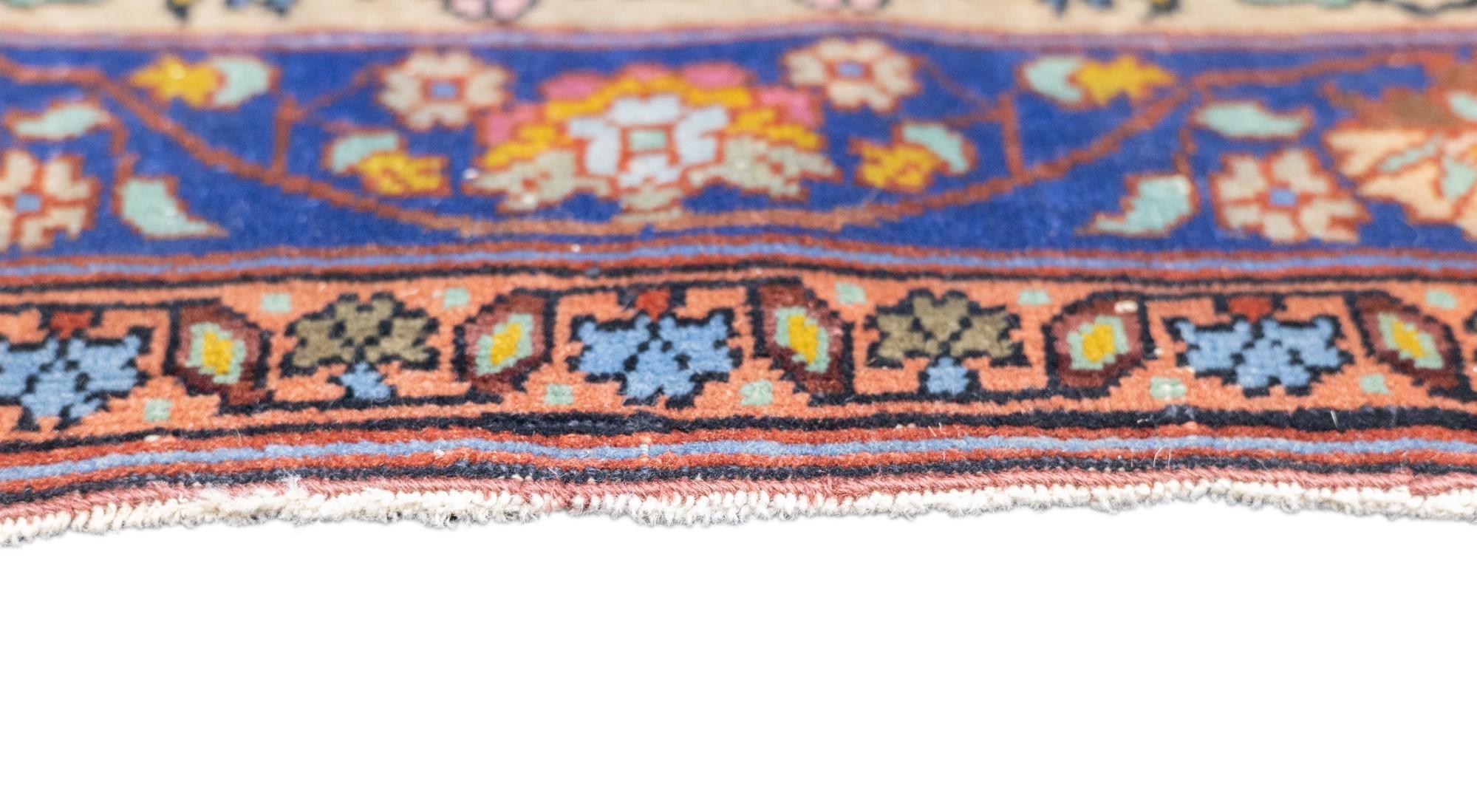 Antique Tehran Rug 3'7'' x 5'7'' In Good Condition For Sale In New York, NY