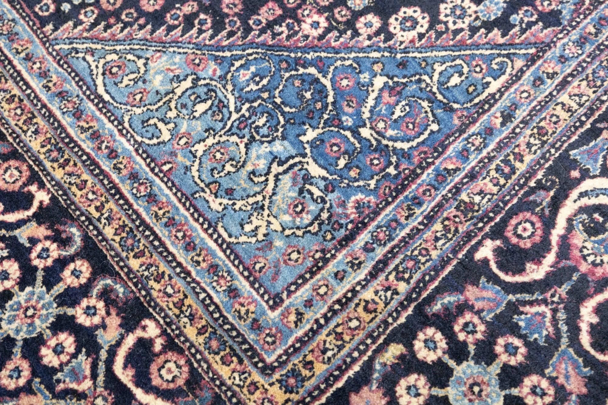 Antiker Teheran-Teppich 4'10'' x 6'11'' im Angebot 2