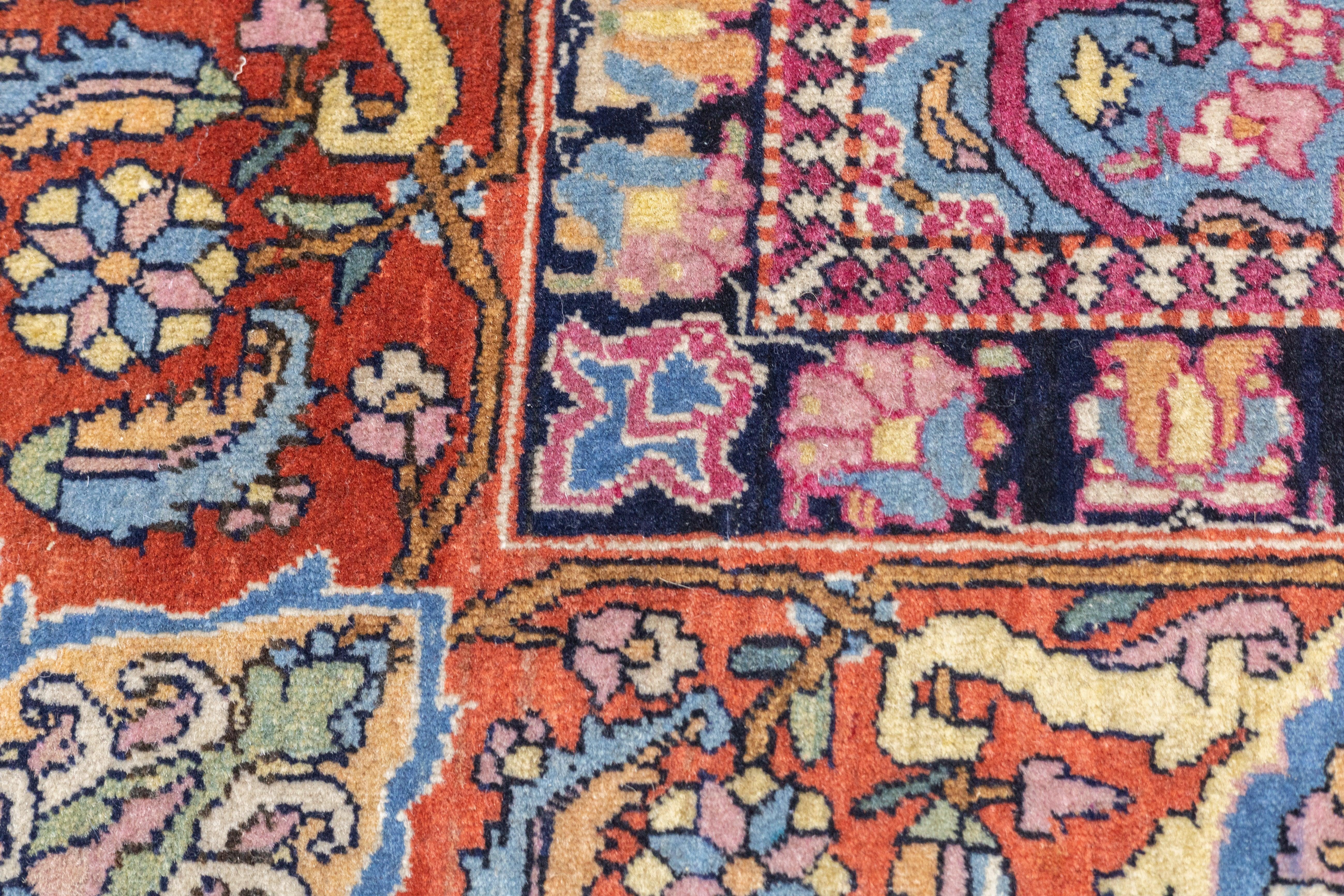 Antique Tehran Rug 4'4'' x 6'9'' For Sale 1