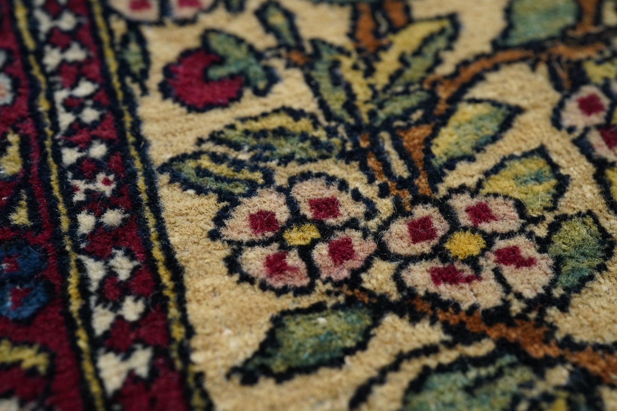20th Century Antique Tehran Rug 4'4'' x 7'2'' For Sale