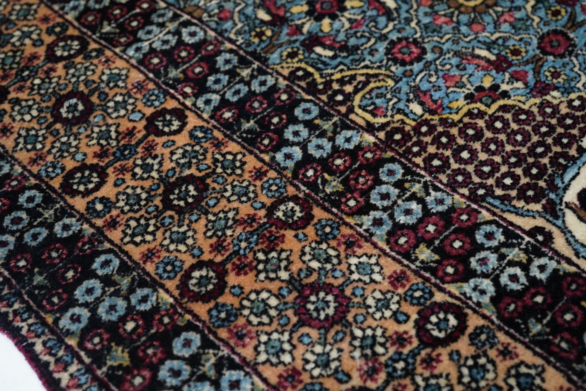 Antiker Teheran-Teppich im Zustand „Hervorragend“ im Angebot in New York, NY