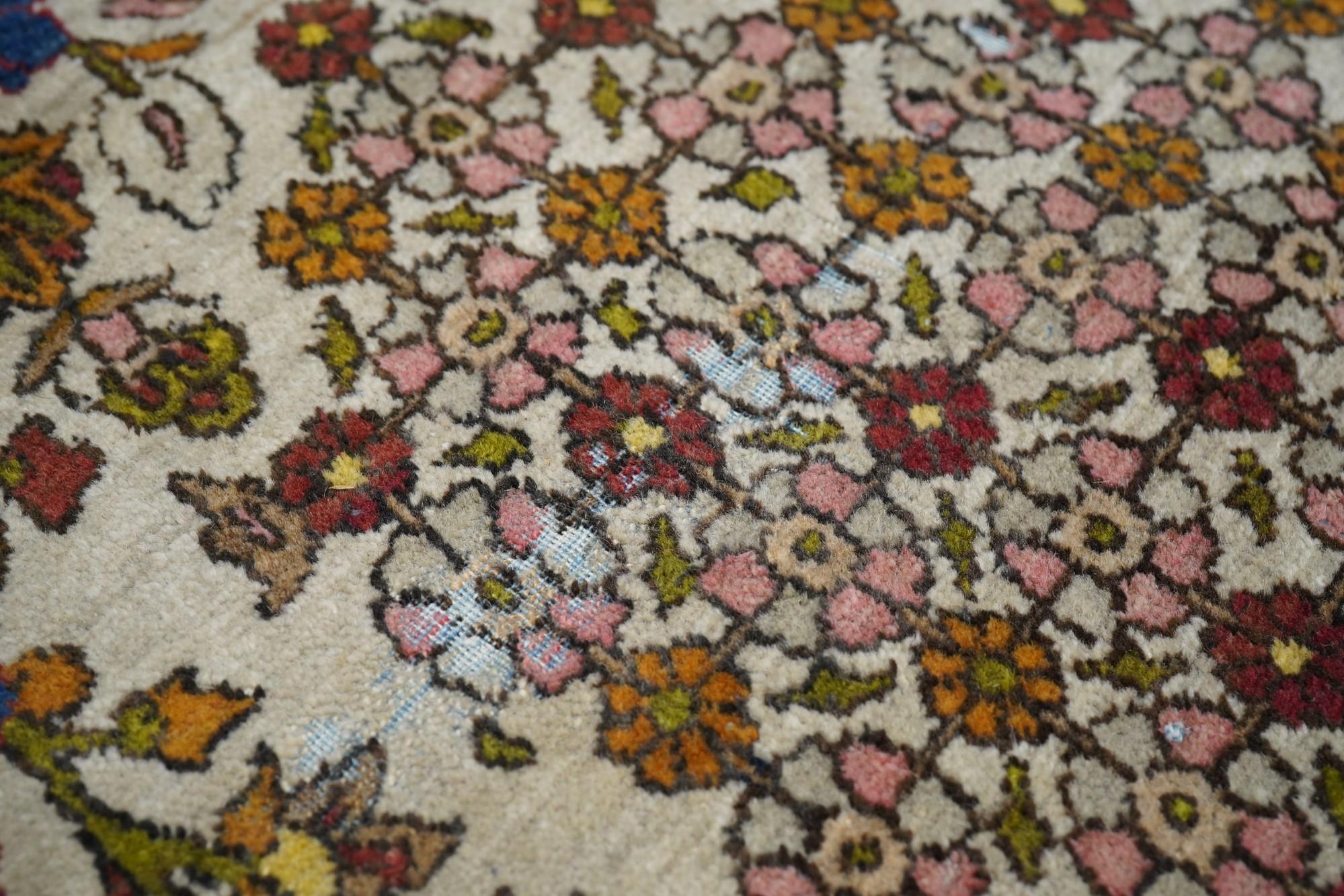 Antiker Teheran-Teppich 4'5'' x 6'8'' im Angebot 2