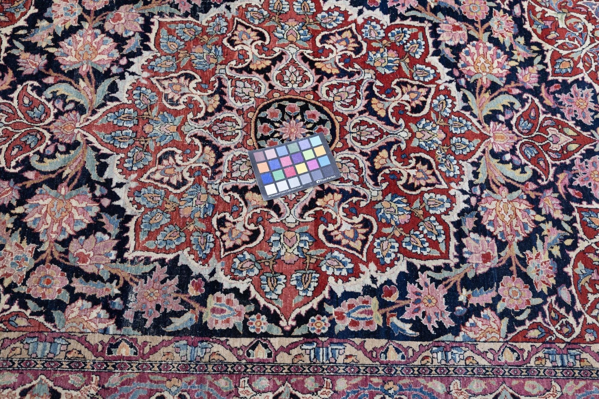 Antiker Teheran-Teppich 4'5'' x 7'4'' (Persisch) im Angebot