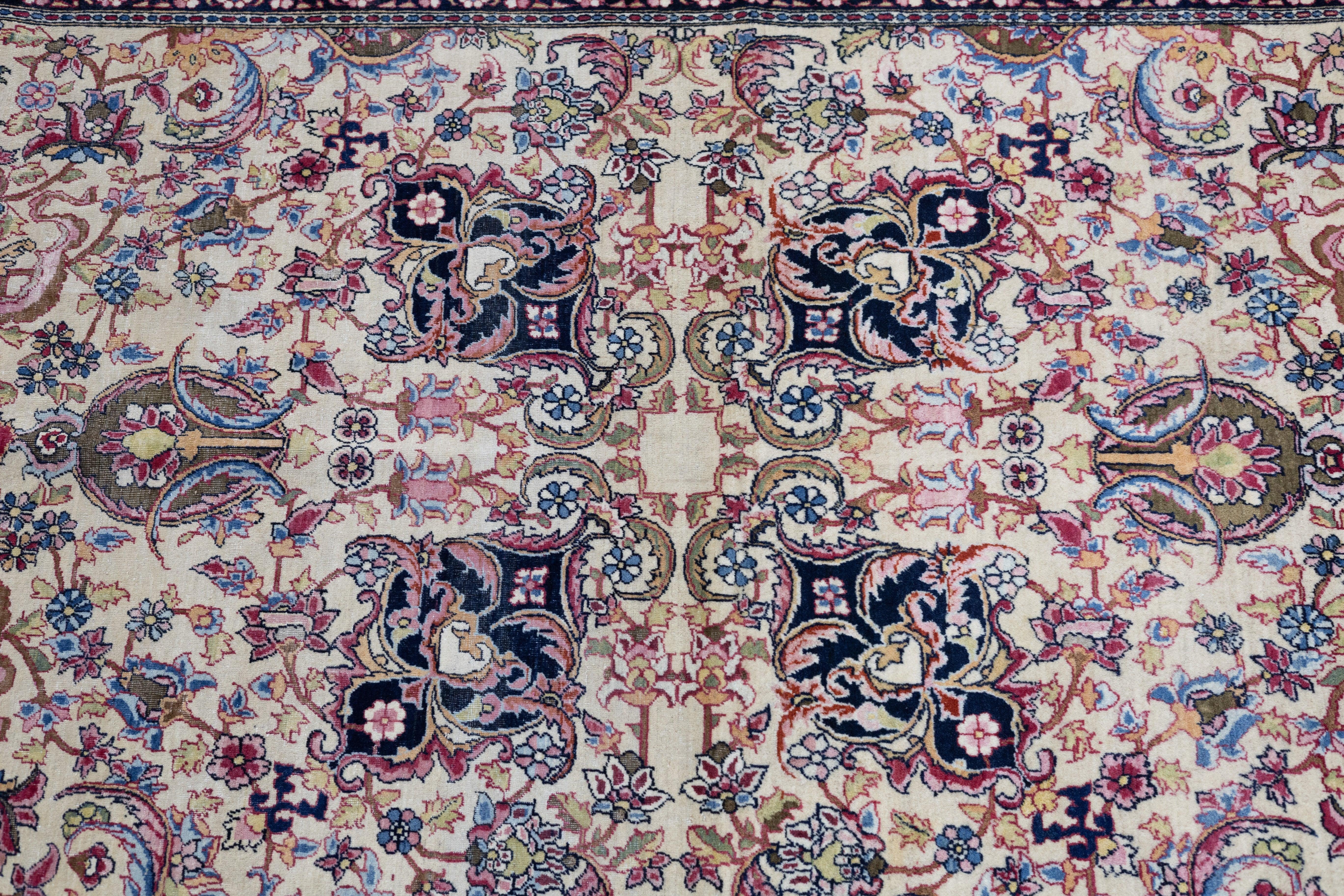 Antiker Teheran-Teppich 4'7'' x 7'3'' im Angebot 4