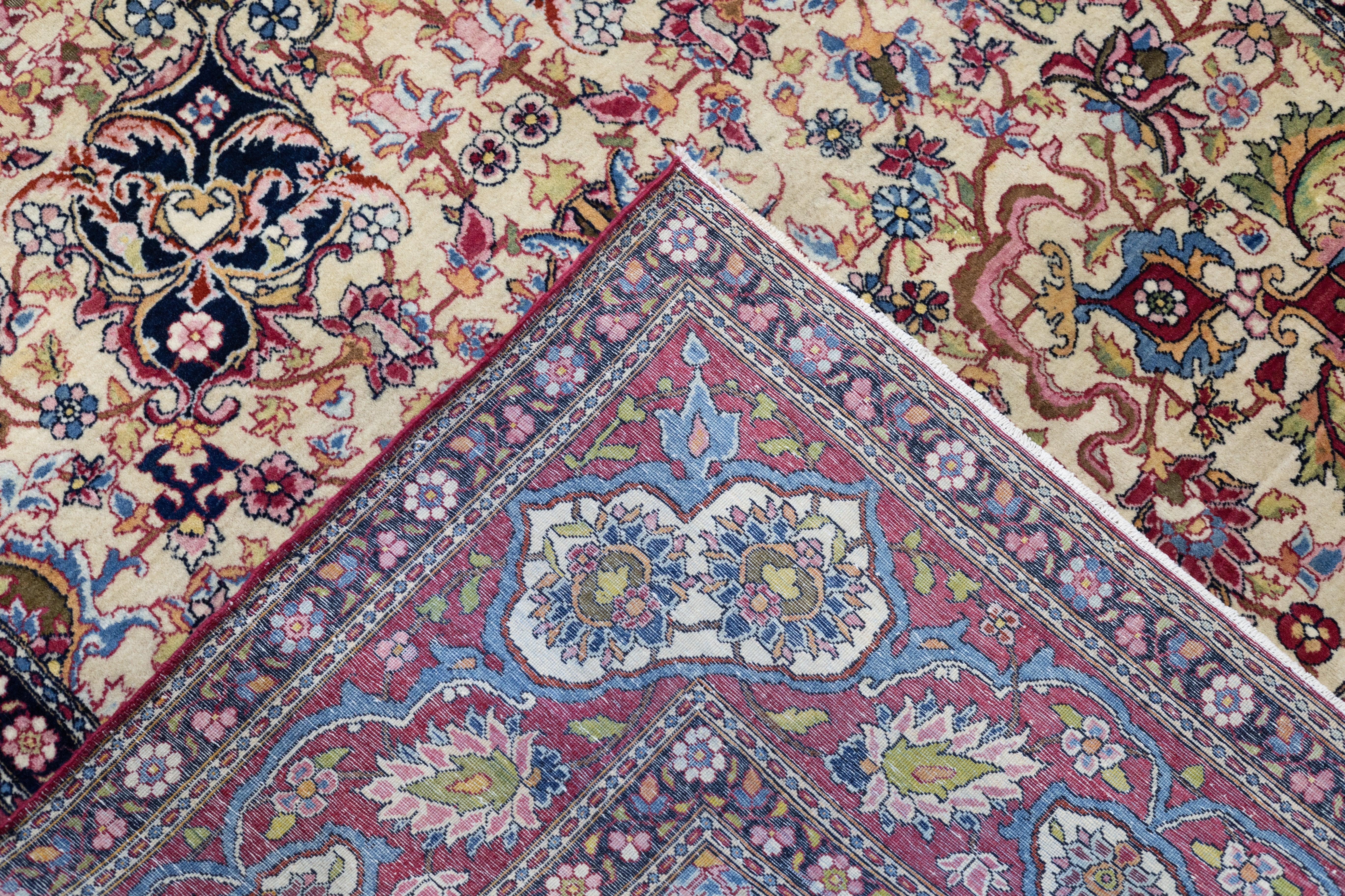 Antiker Teheran-Teppich 4'7'' x 7'3'' (Persisch) im Angebot