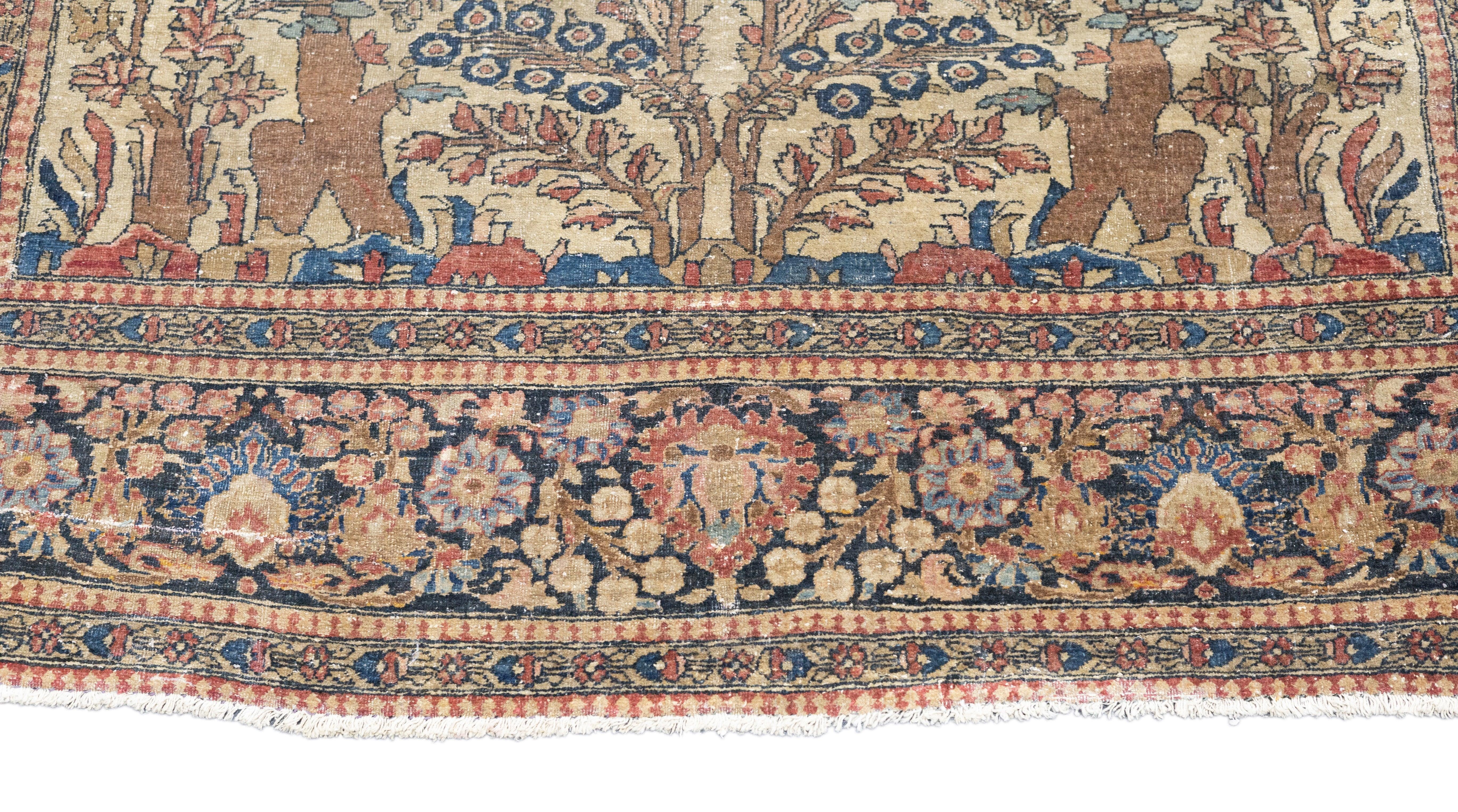 Antiker Teheran-Teppich 4'7'' x 7'3'' (Handgeknüpft) im Angebot