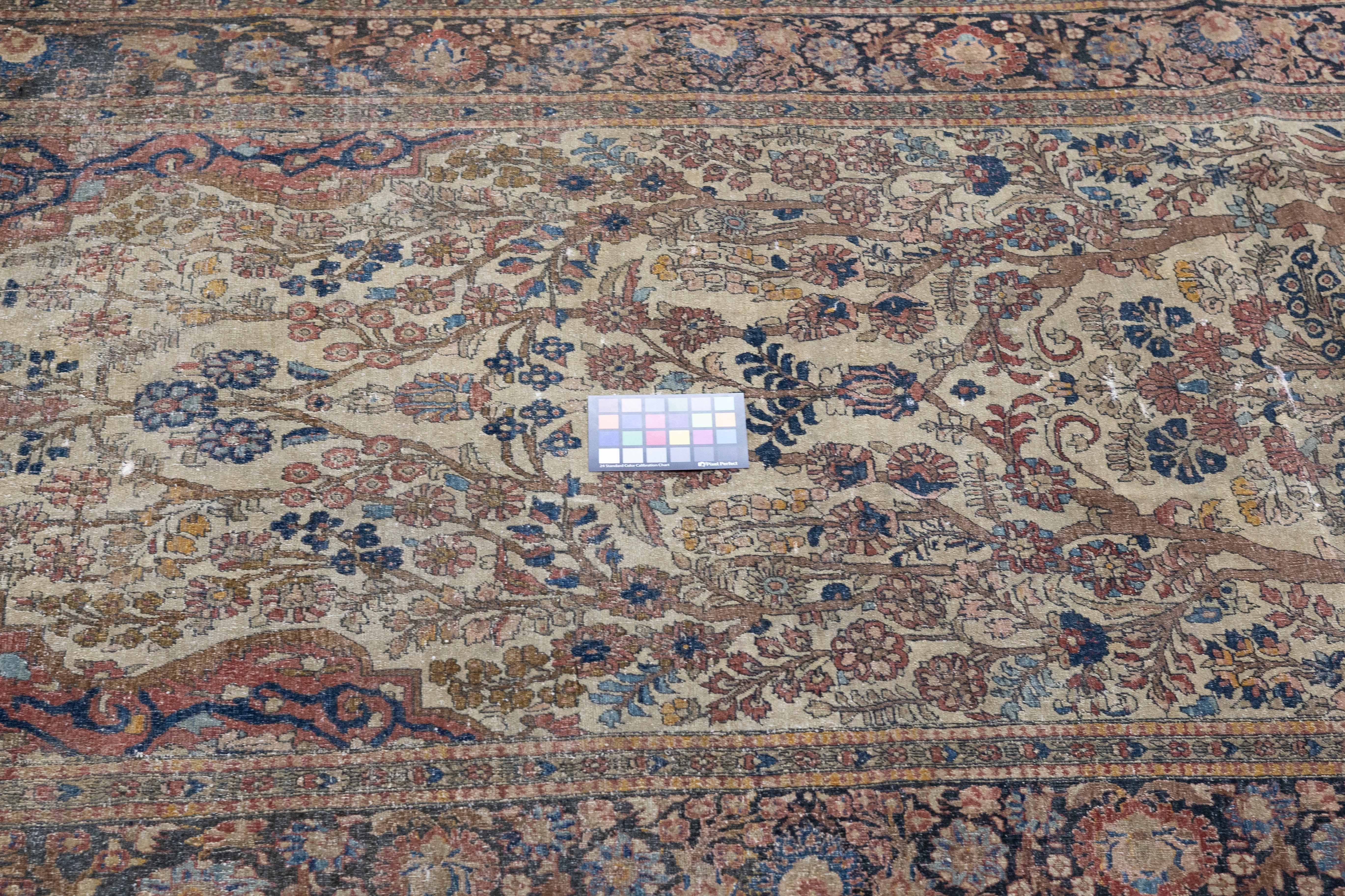 Antiker Teheran-Teppich 4'7'' x 7'3'' im Angebot 2