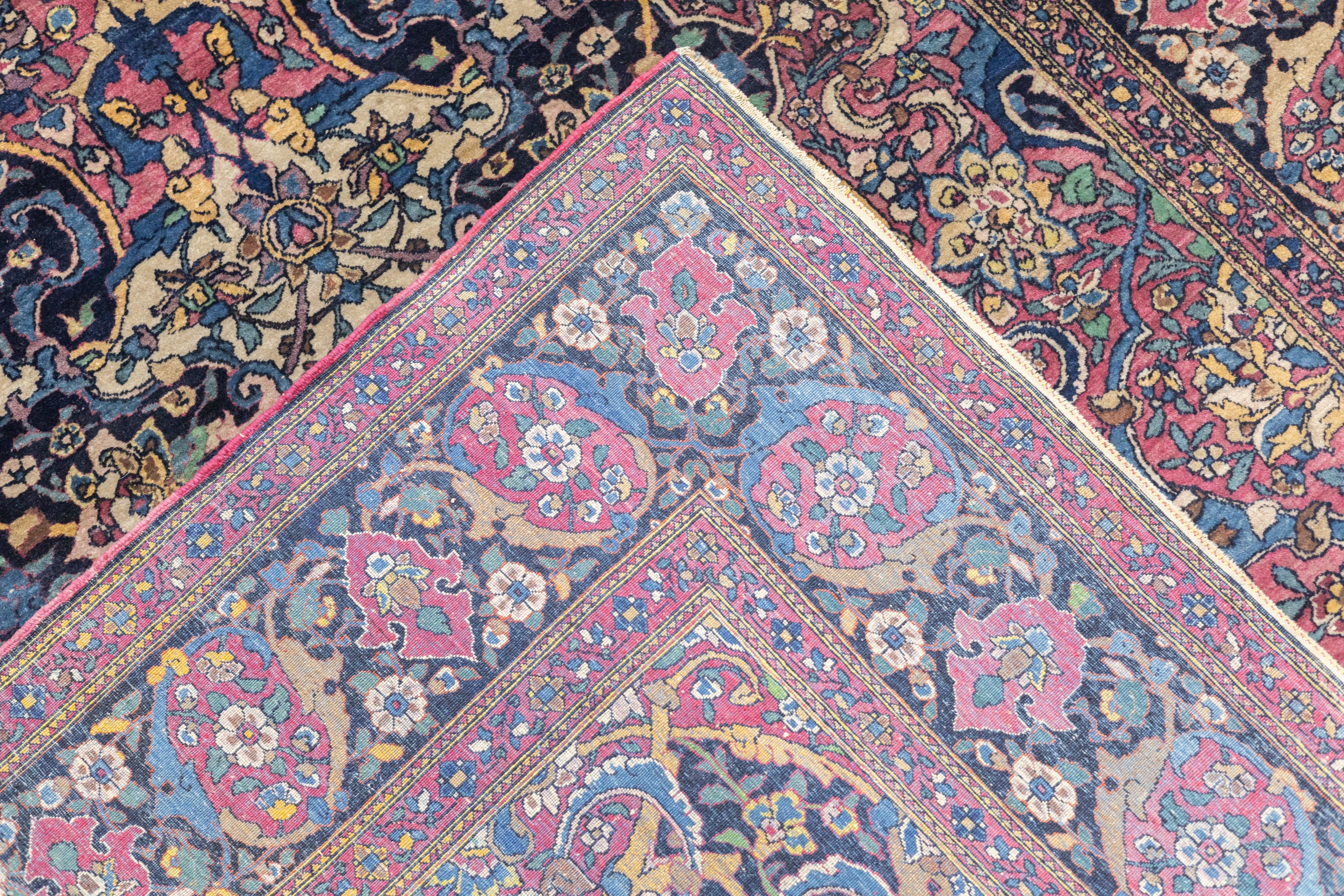 Antique Tehran Rug 4'8'' x 6'10'' For Sale 4