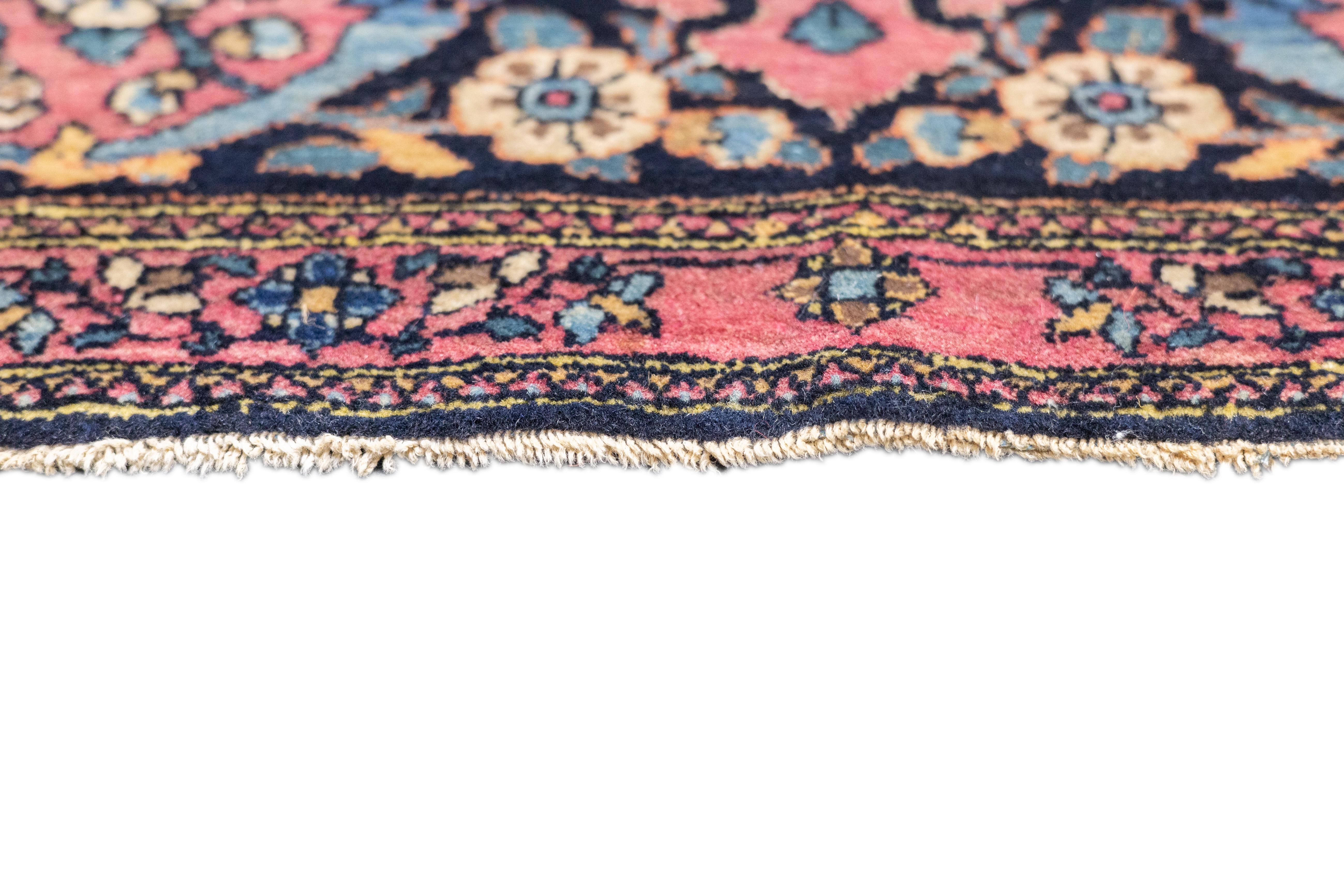 Antique Tehran Rug 4'8'' x 6'10'' In Good Condition For Sale In New York, NY