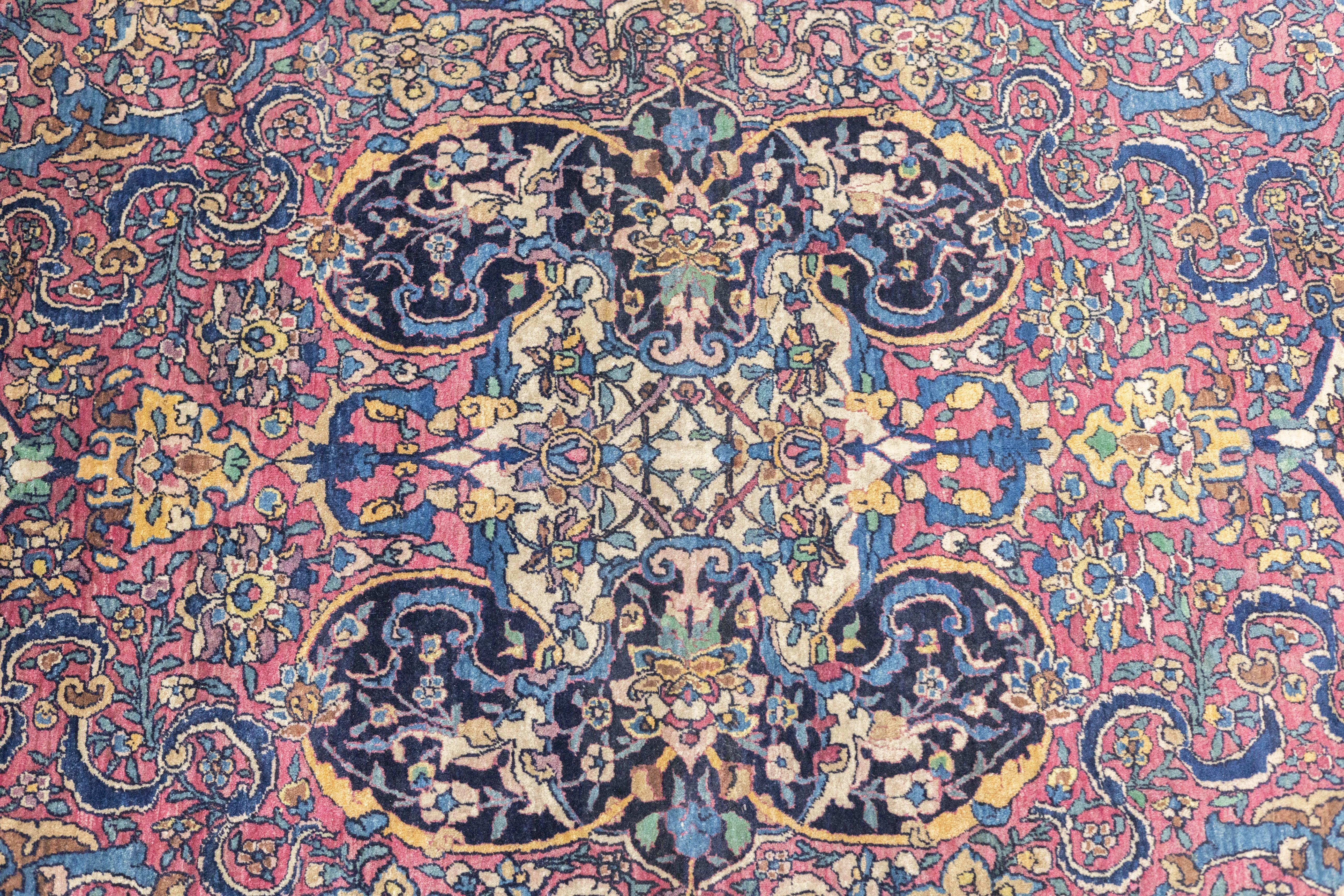 Antique Tehran Rug 4'8'' x 6'10'' For Sale 2