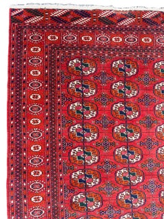 Antique Tekke Bokhara design rug, Early 20th Century, Turkmenistan