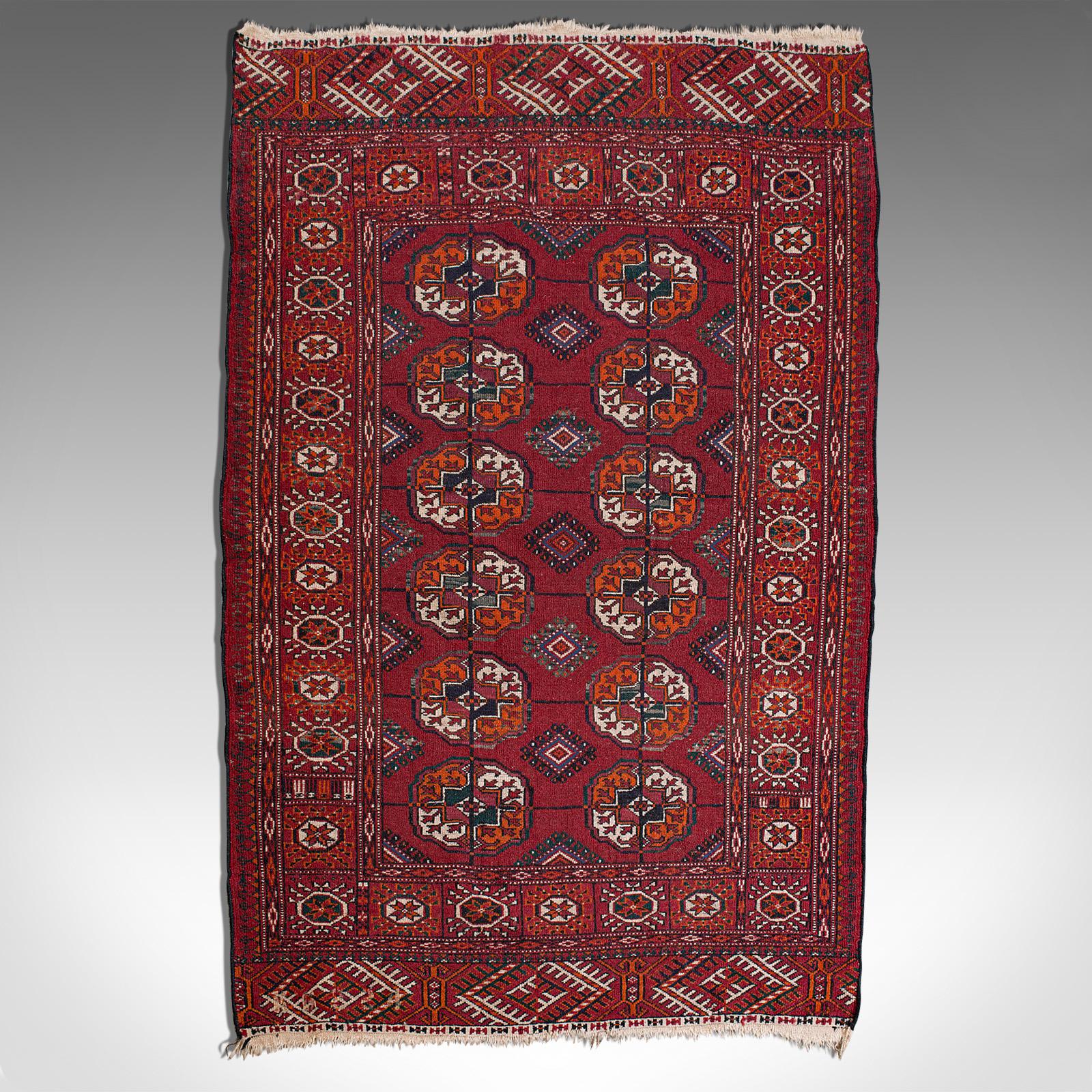 Antique Tekke Bokhara Rug, Middle Eastern, Nomadic, Turkoman, Carpet, circa 1900 1