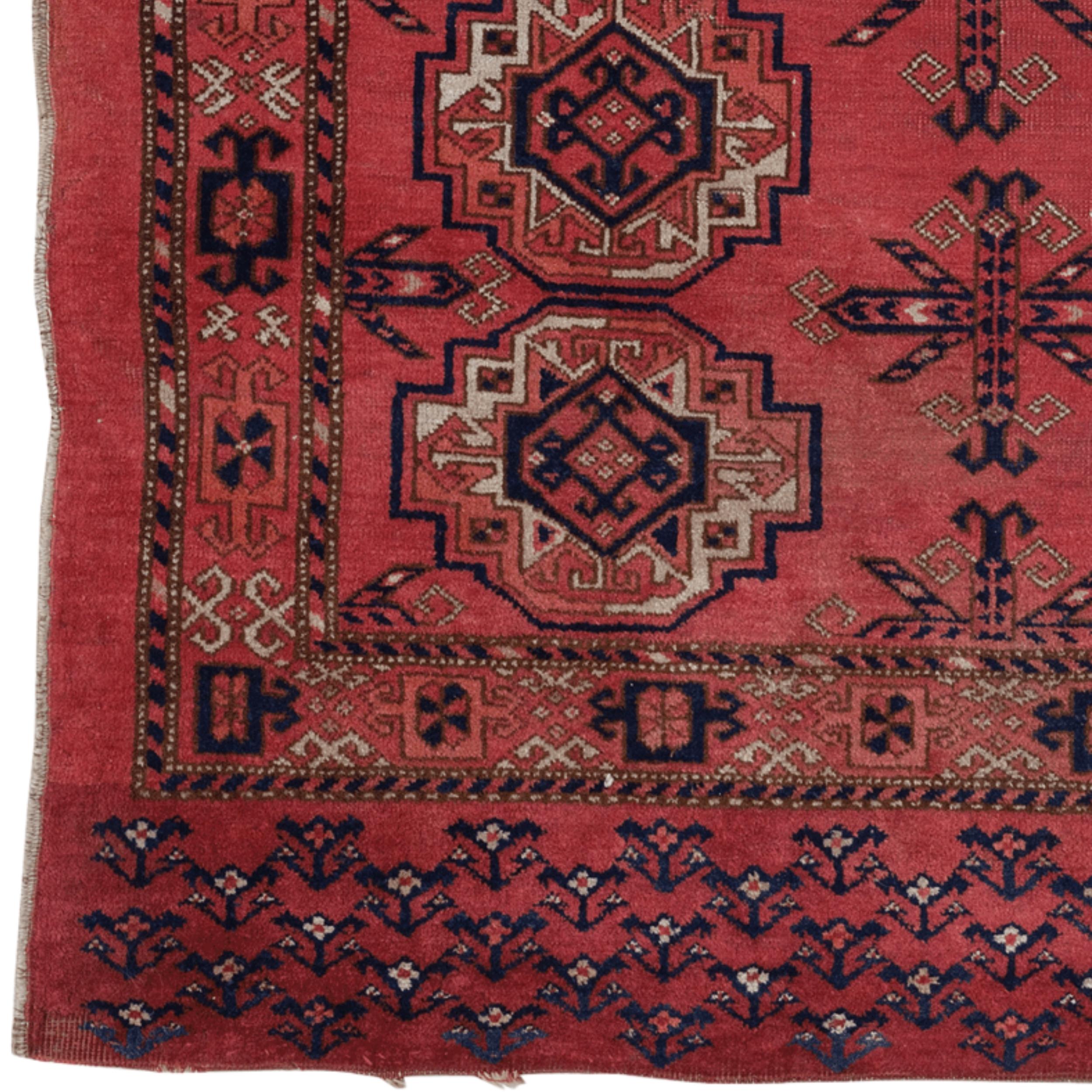 This finely woven Tekke Chuval dates to the mid-19th century and originates from the Tekke Turkmen tribes of present-day Turkmenistan. Traditionally used as storage bags for dowries or household goods, chuvals were essential elements of nomadic