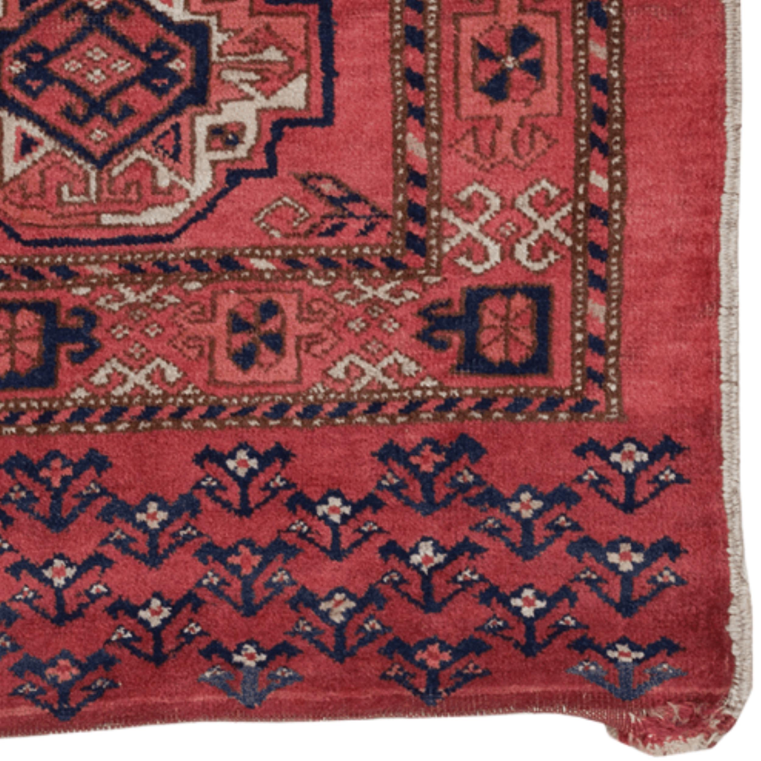 Antique Tekke Chuval - Mid 19th century In Good Condition For Sale In Sultanahmet, 34