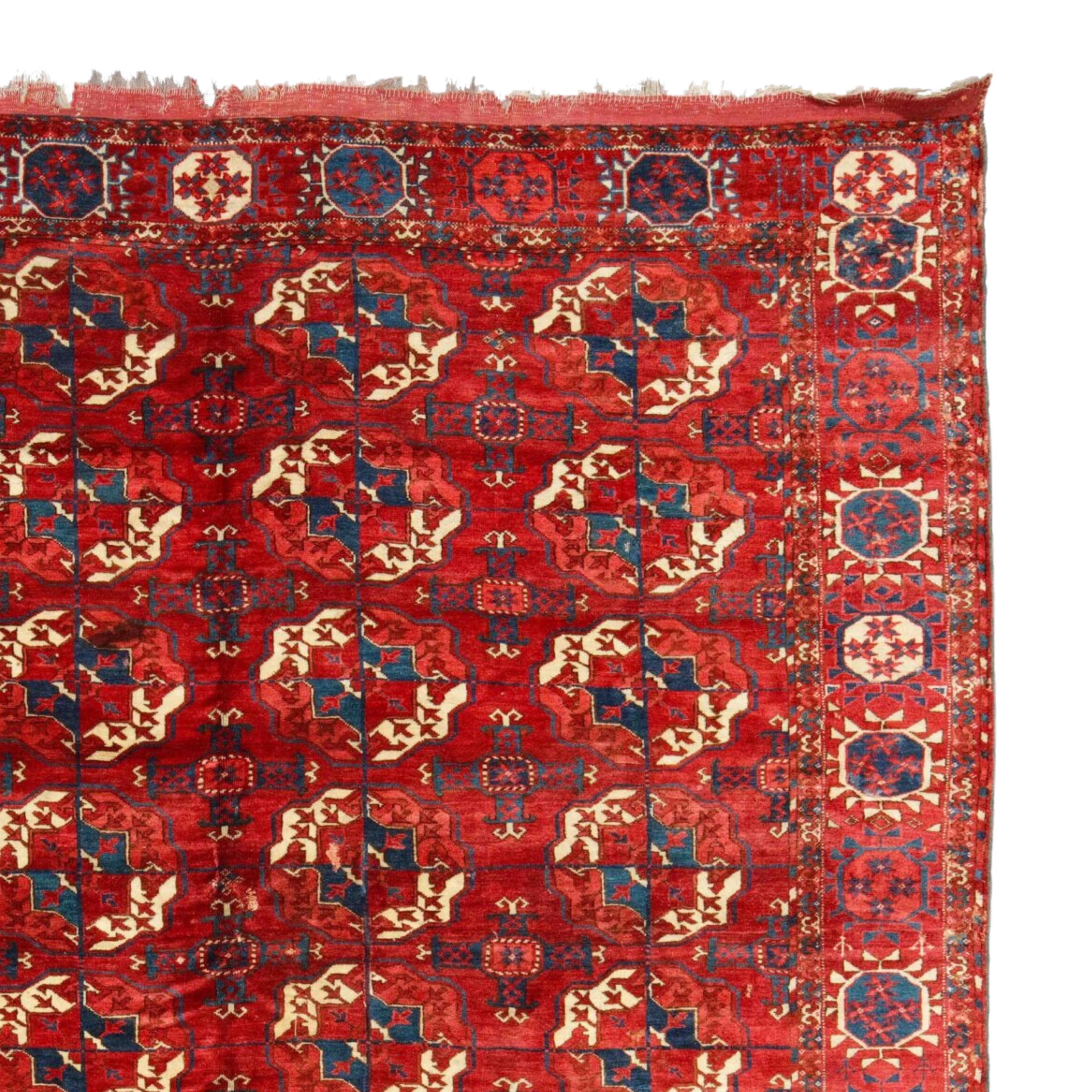 Antique Tekke Main Rug - Middle of 19th Century Central Asia Turkmen Tekke Main  In Good Condition For Sale In Sultanahmet, 34