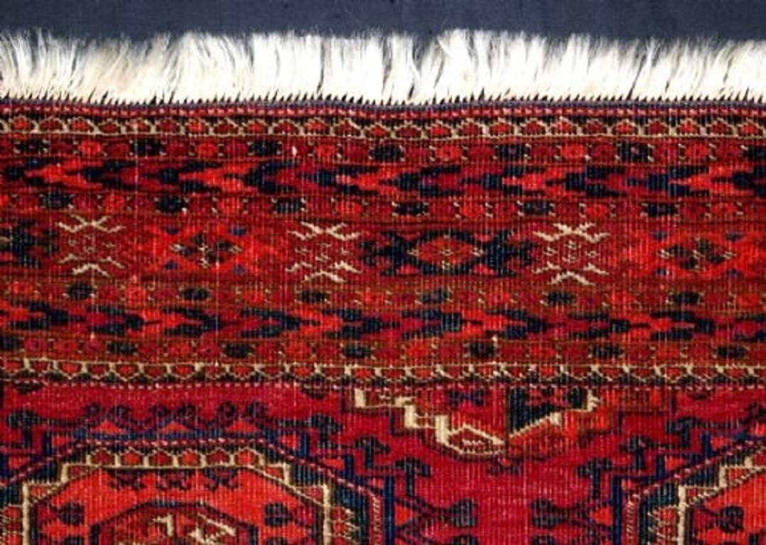 Chuval turkmène Tekke avec motif coloré, fin du 19e siècle Bon état - En vente à Moreton-In-Marsh, GB