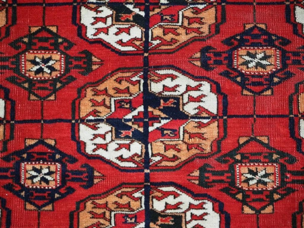 Antiker Tekke Turkmenischer 'dip khali' Teppich , C.C. 1900 im Zustand „Relativ gut“ im Angebot in Moreton-In-Marsh, GB