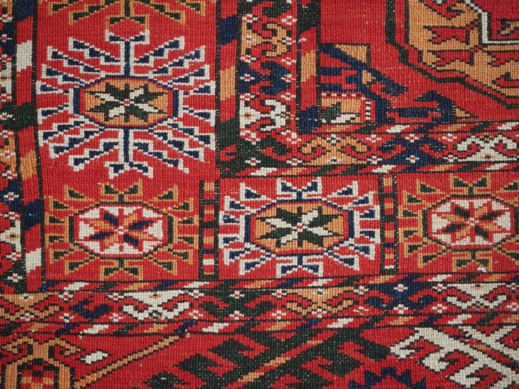 Antiker Tekke Turkmenischer 'dip khali' Teppich , C.C. 1900 (20. Jahrhundert) im Angebot