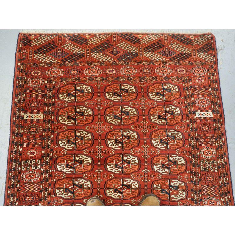 Antique Tekke Turkmen Dowry Rug In Excellent Condition For Sale In Moreton-In-Marsh, GB