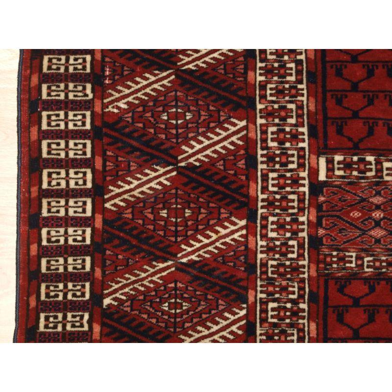 Antike Tekke Turkmen Ensi von Classic Design mit guter Farbe im Zustand „Gut“ im Angebot in Moreton-In-Marsh, GB
