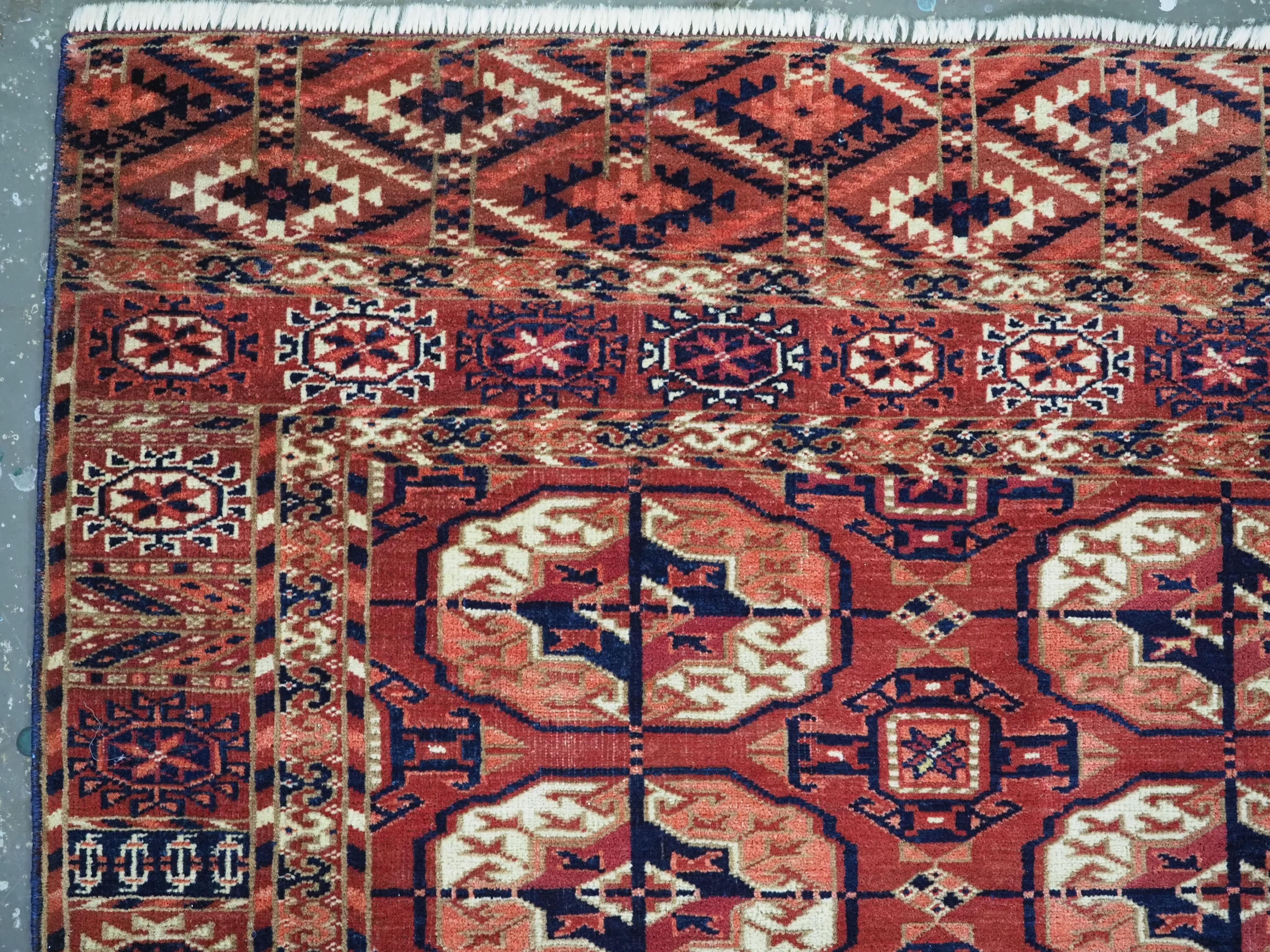
Size: 3ft 5in x 3ft 8in (104 x 111cm).

Antique Tekke Turkmen rug of fine weave and small square size. An outstanding example of type.

Circa 1880.

These rugs are considered to be ‘dowry’ weavings used by the Turkmen bride on her wedding