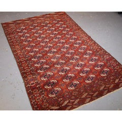 Antique Tekke Turkmen Rug of Traditional Design