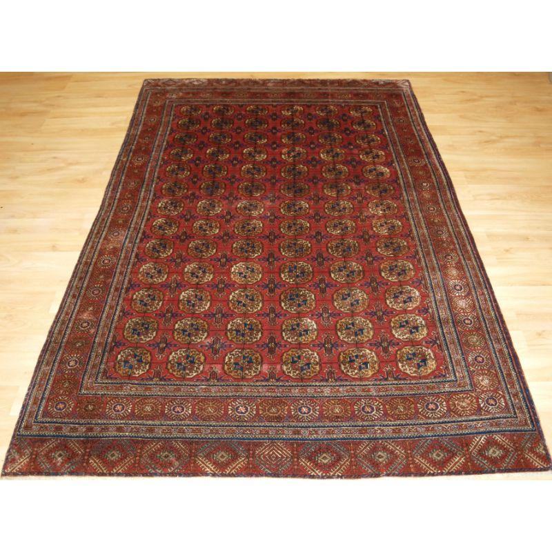Antique Tekke Turkmen rug of very fine weave, silk foundation and silk highlights

This is an excellent rug with six rows of thirteen Tekke guls to the field. It is most unusual to find Turkmen rug that are woven using silk, this rug is very fine