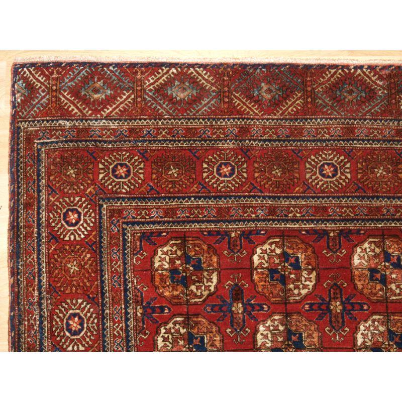 Antique Tekke Turkmen Rug of Very Fine Weave In Excellent Condition For Sale In Moreton-In-Marsh, GB