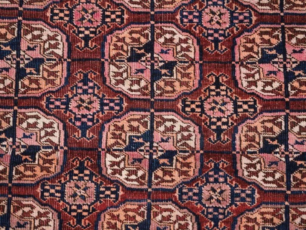 Antique Tekke Turkmen Wedding Rug, Circa 1900 In Good Condition For Sale In Moreton-In-Marsh, GB