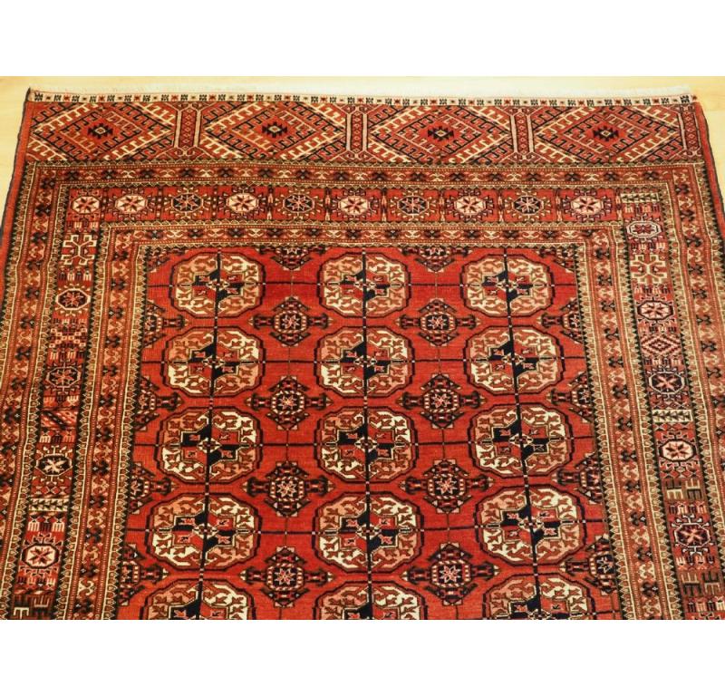 Antiker Tekke Turkmenischer „wedding“-Teppich, um 1900 im Zustand „Hervorragend“ im Angebot in Moreton-In-Marsh, GB