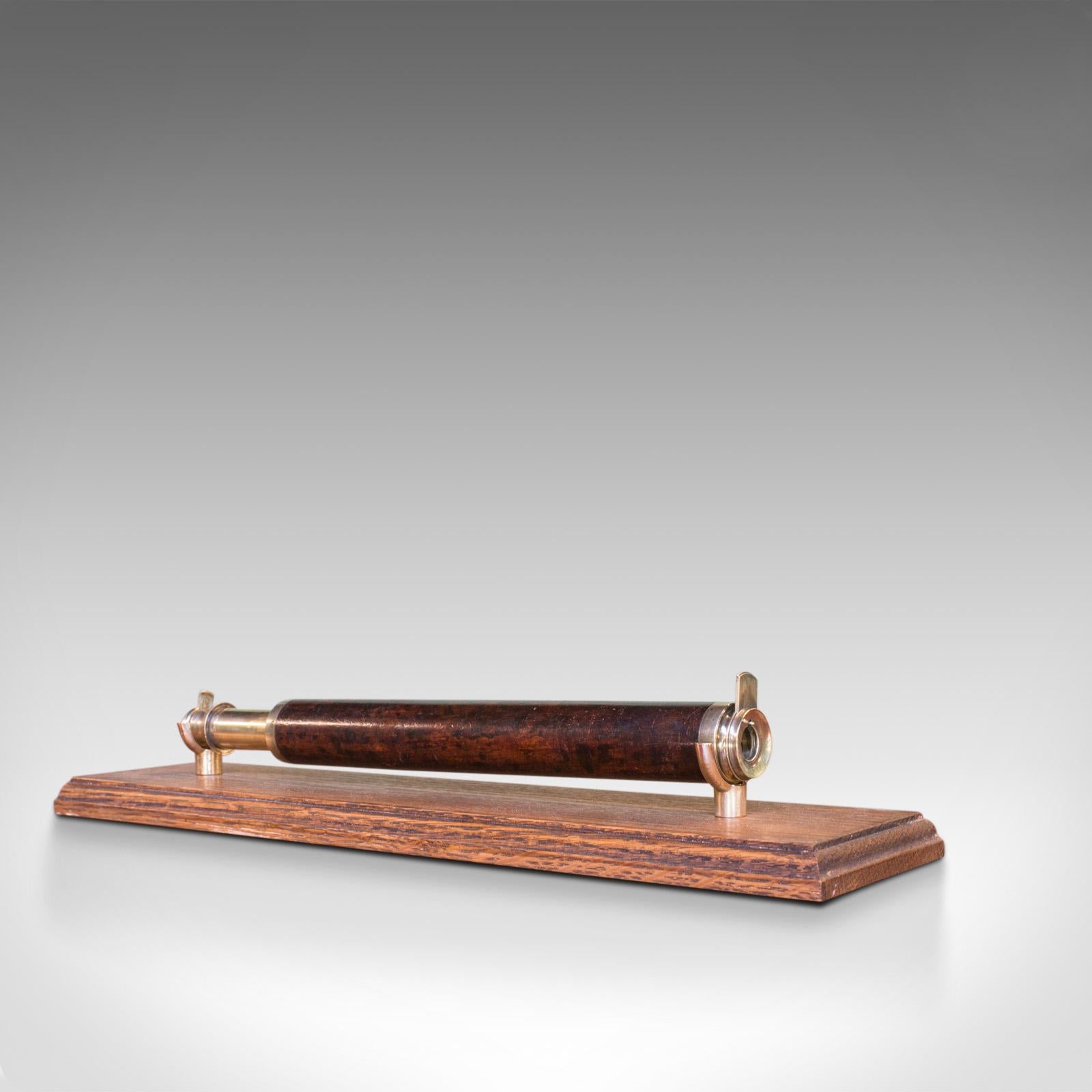 This is an antique telescope, an English single draw refractor for terrestrial or astronomical use from the Georgian period and dating to mid-18th century, circa 1760.

Perfect for bird watching, landscape appreciation, wildlife, or maritime