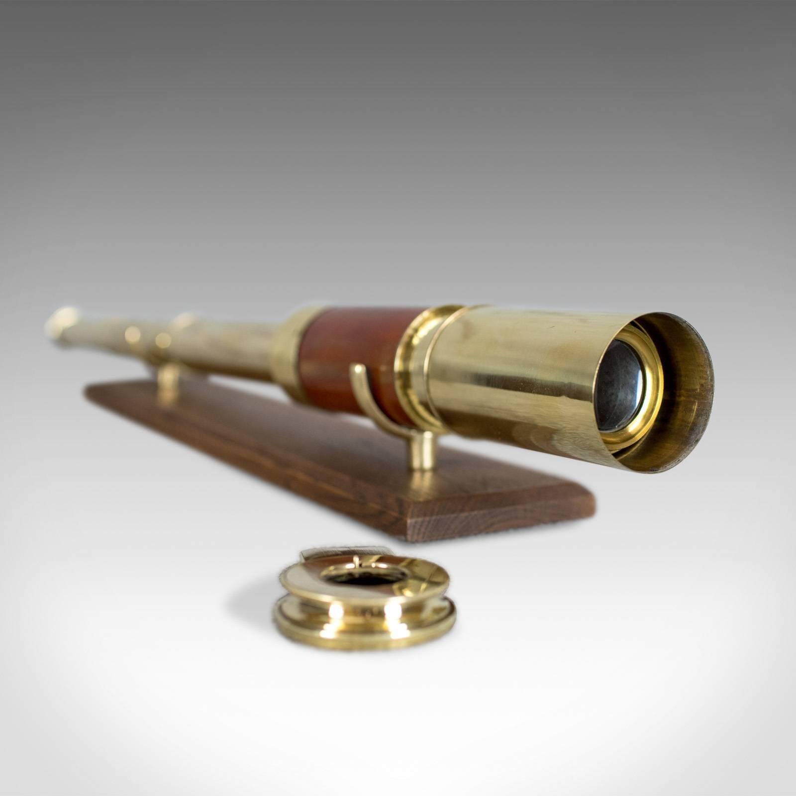 Antique, Telescope, Three-Draw, Mahogany, Brass, English, Georgian, circa 1780 In Good Condition In Hele, Devon, GB