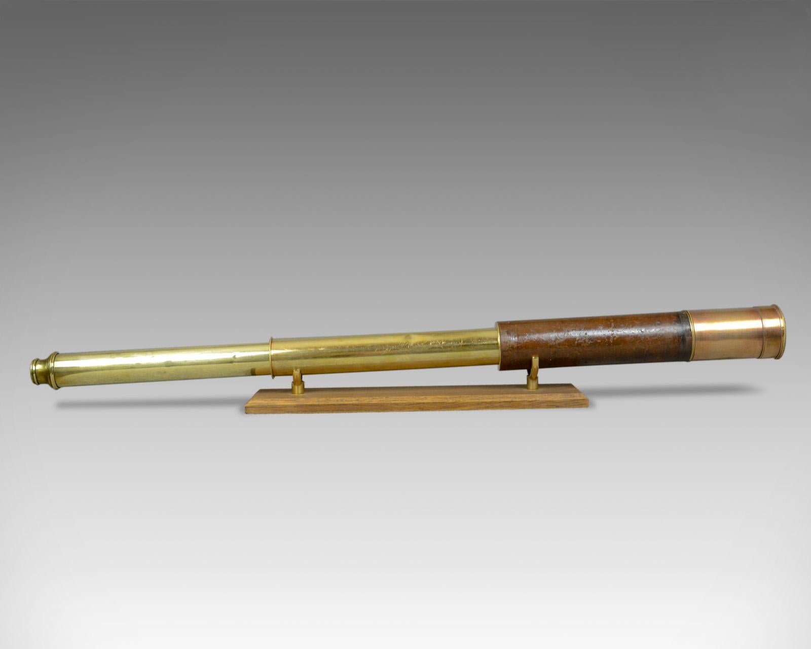 This is an antique telescope, a two draw refractor for terrestrial or astronomical use. An English telescope by Stampa and Son, London dating to the late Georgian period, circa 1810.

Perfect for bird watching, landscape appreciation, wildlife, or