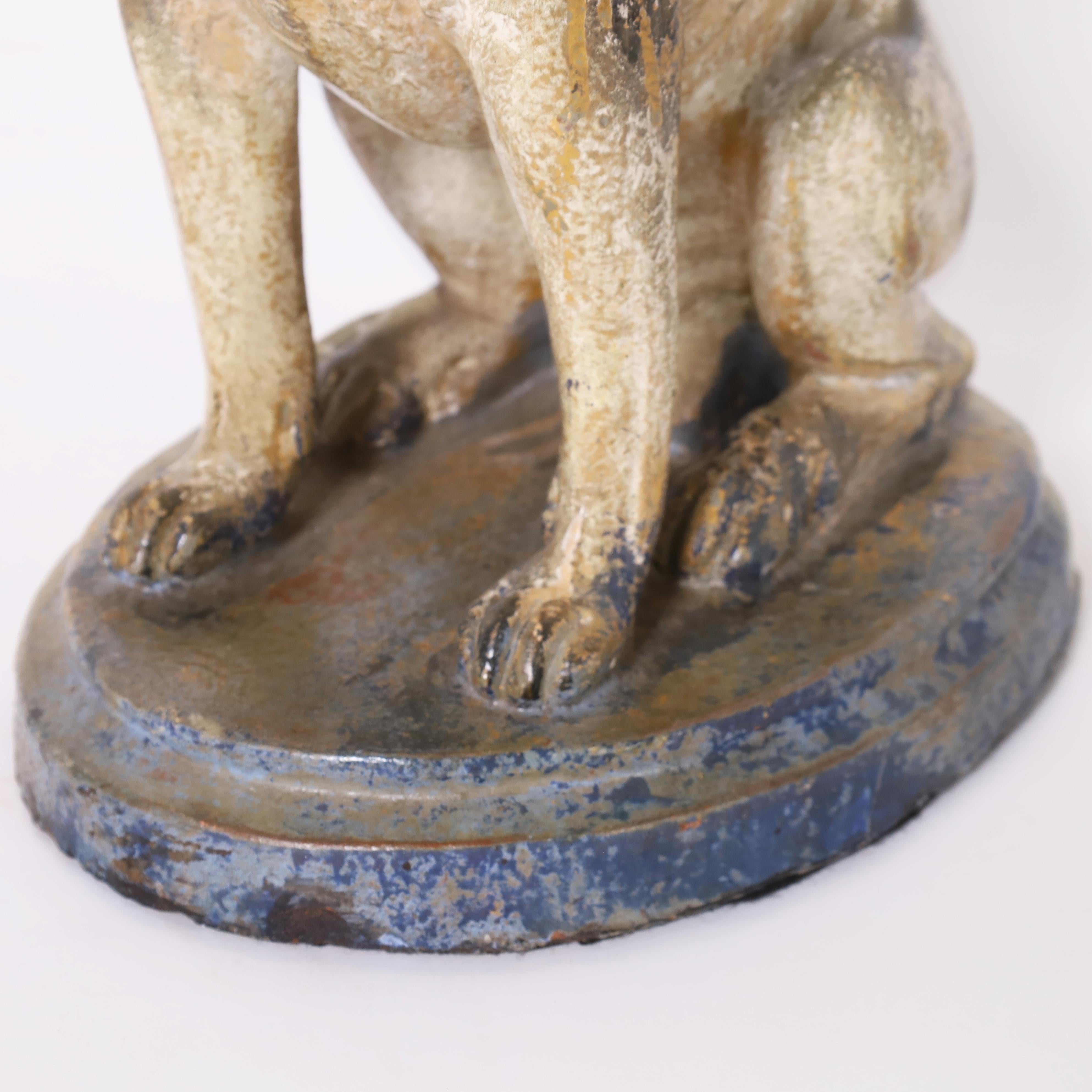 Escultura o estatuilla antigua de terracota de perro siglo XX