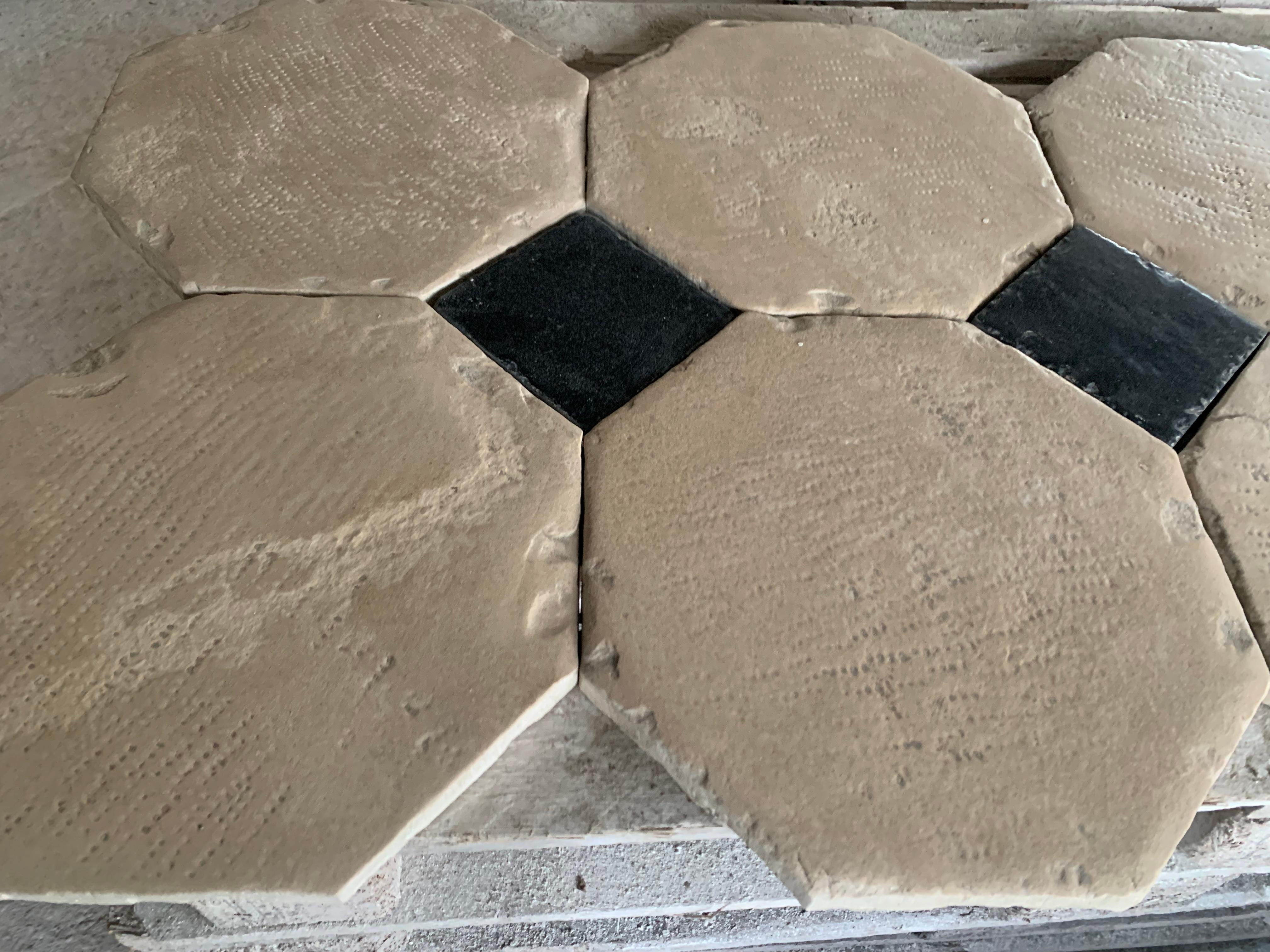 French Antique limeStone flooring in Cabochon 18th Century For Sale