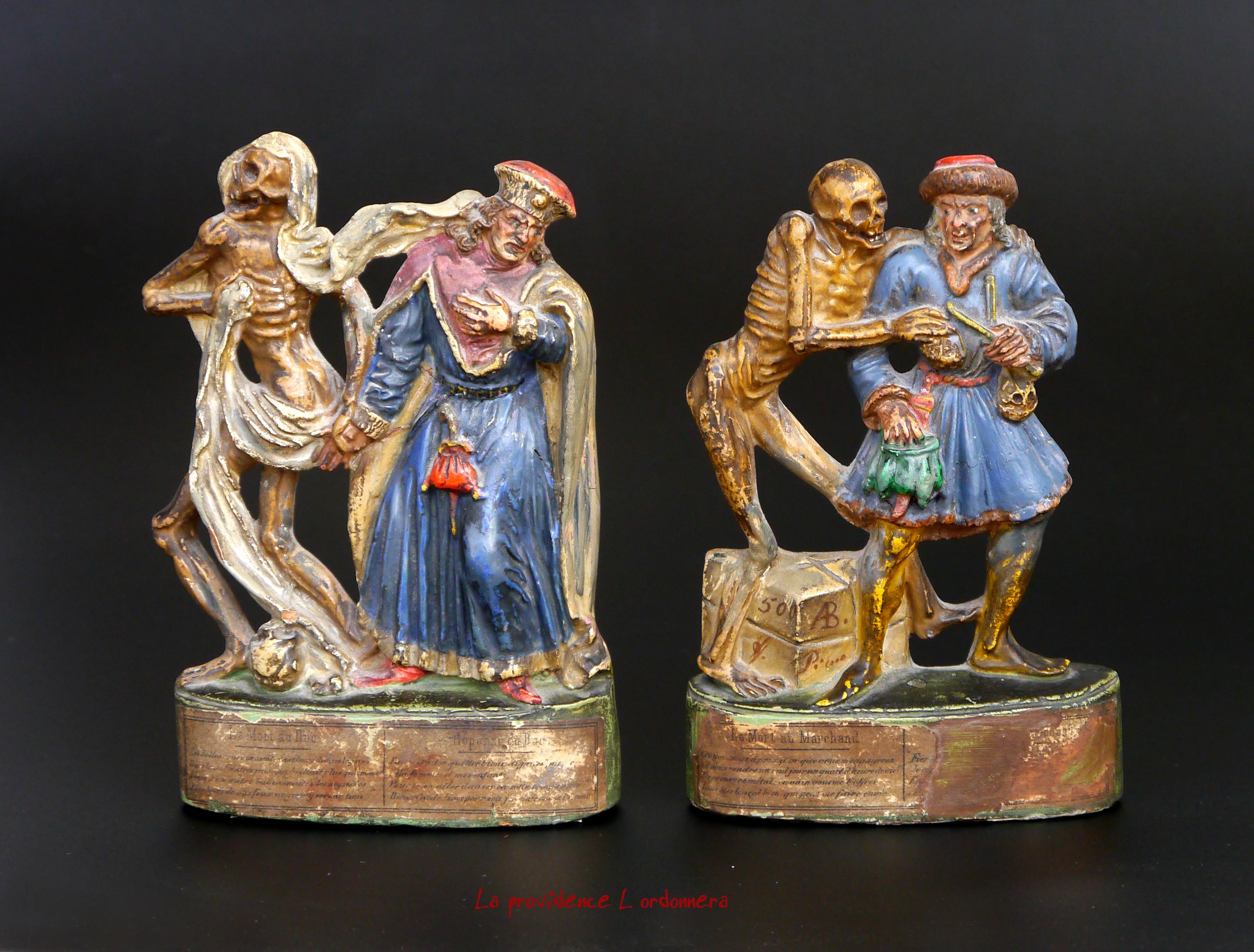 Antica figura in terracotta della morte e del mercante Basler Totentanz Macabre Zizenhausen in vendita 4