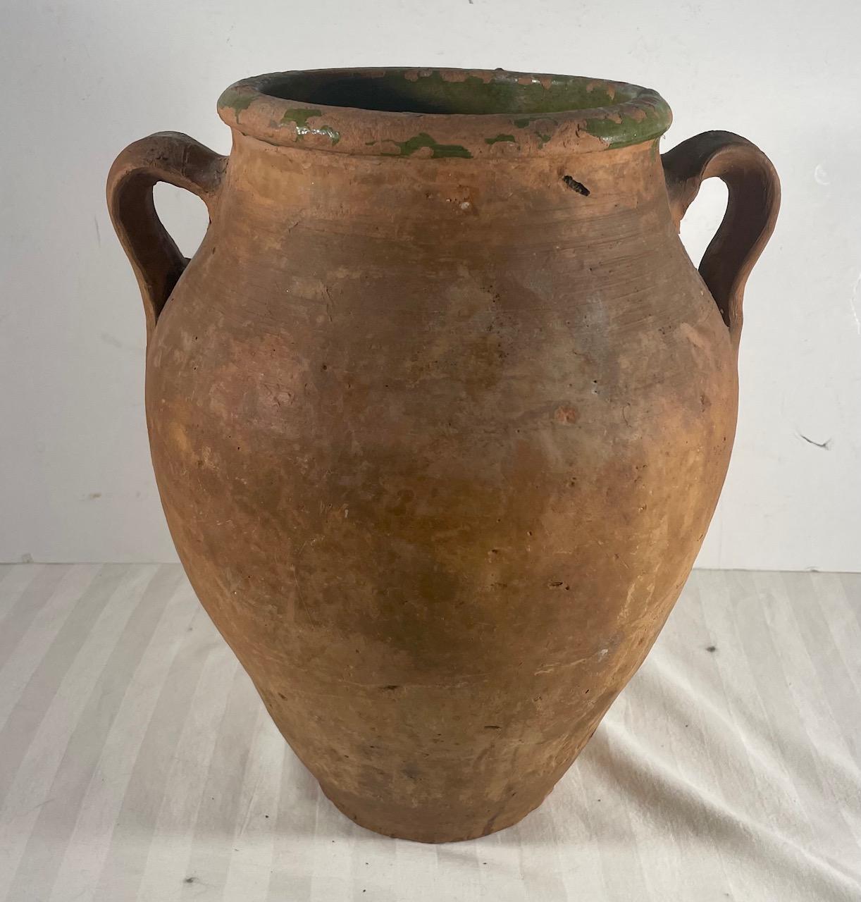 Antique Terracotta Amphora Olive Oil Pot.   In Good Condition In Vero Beach, FL