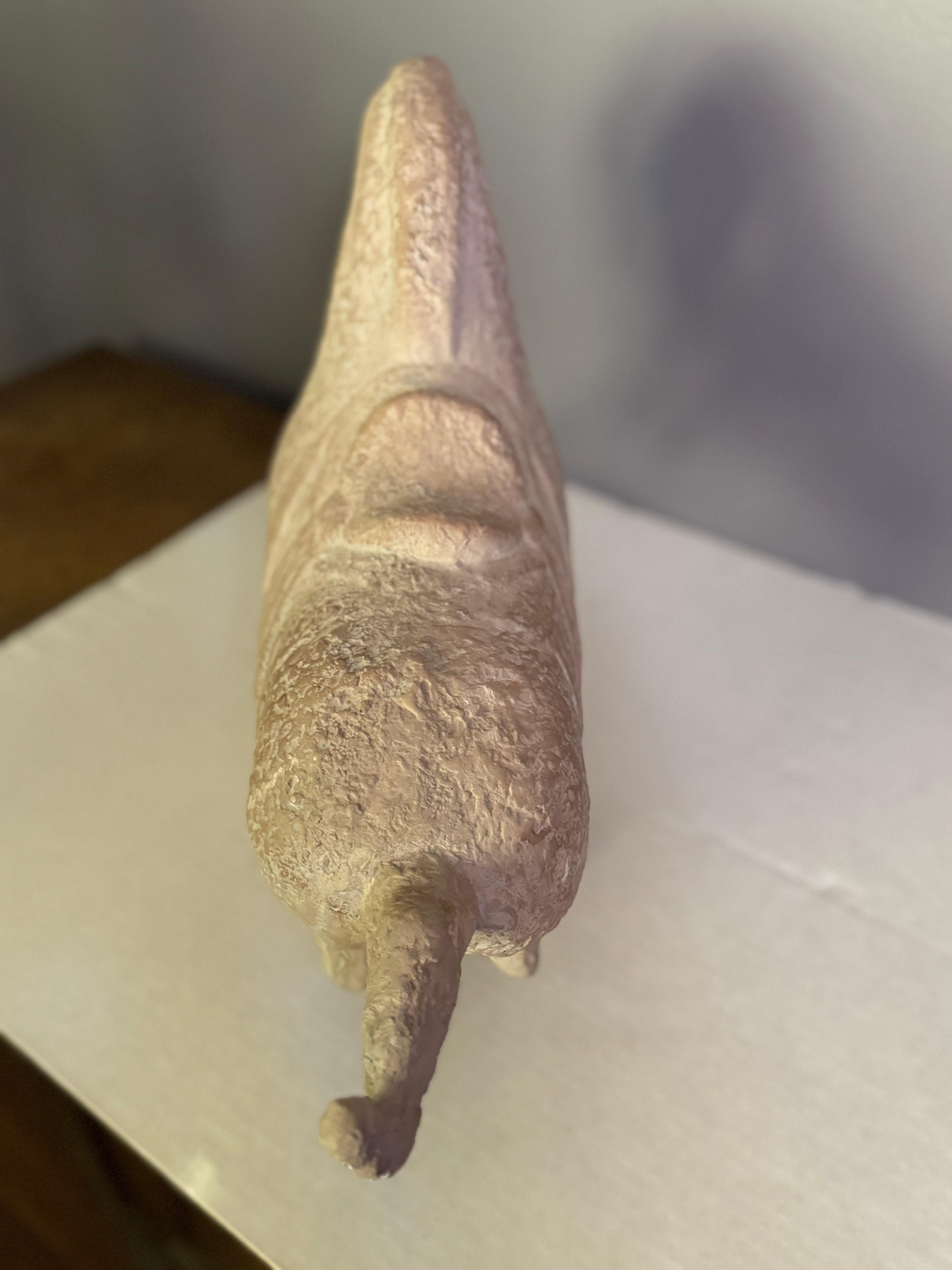 Antiguo  Escultura de caballo artesanal de terracota y arenisca artesano estadounidense en venta