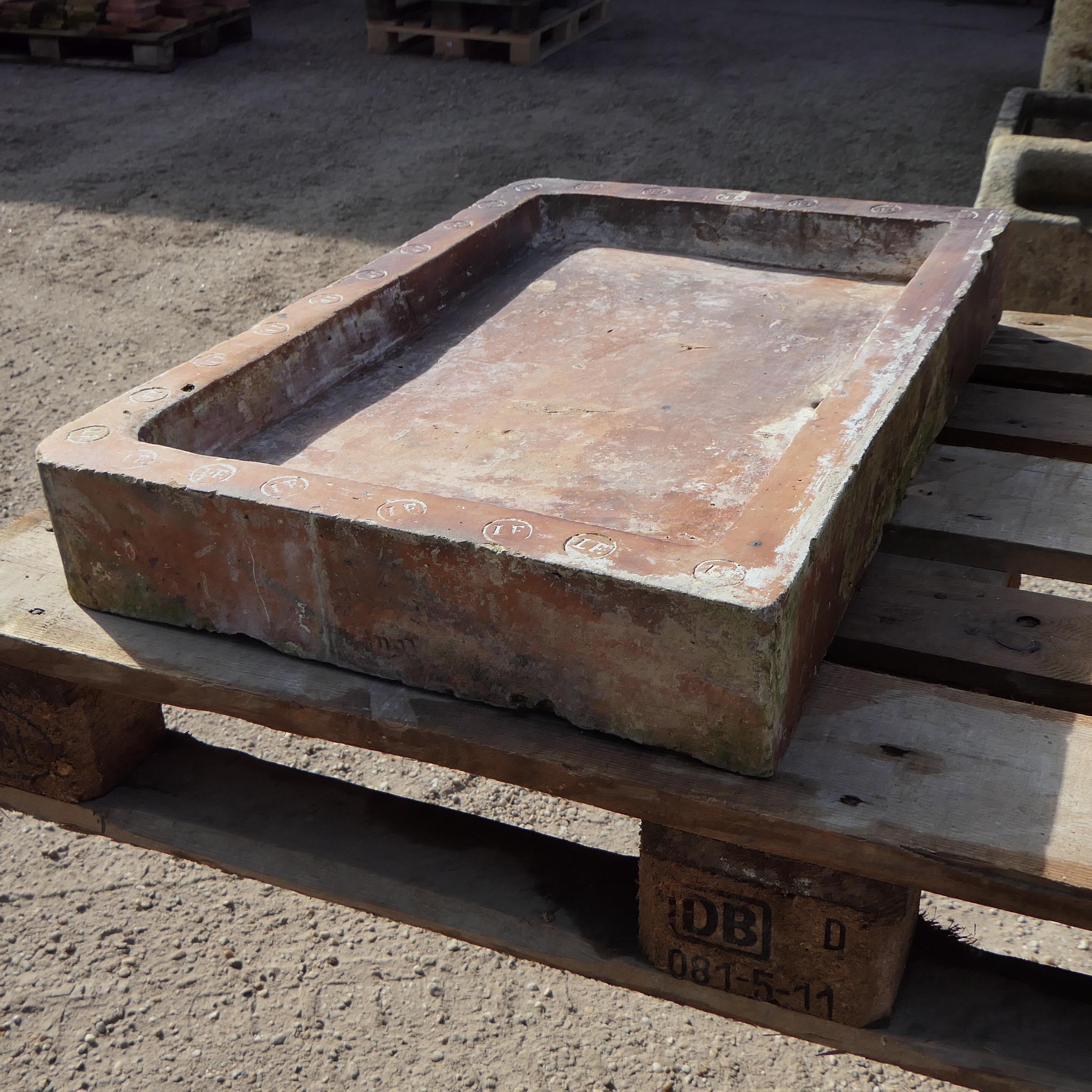 Antique terracotta sinks 1