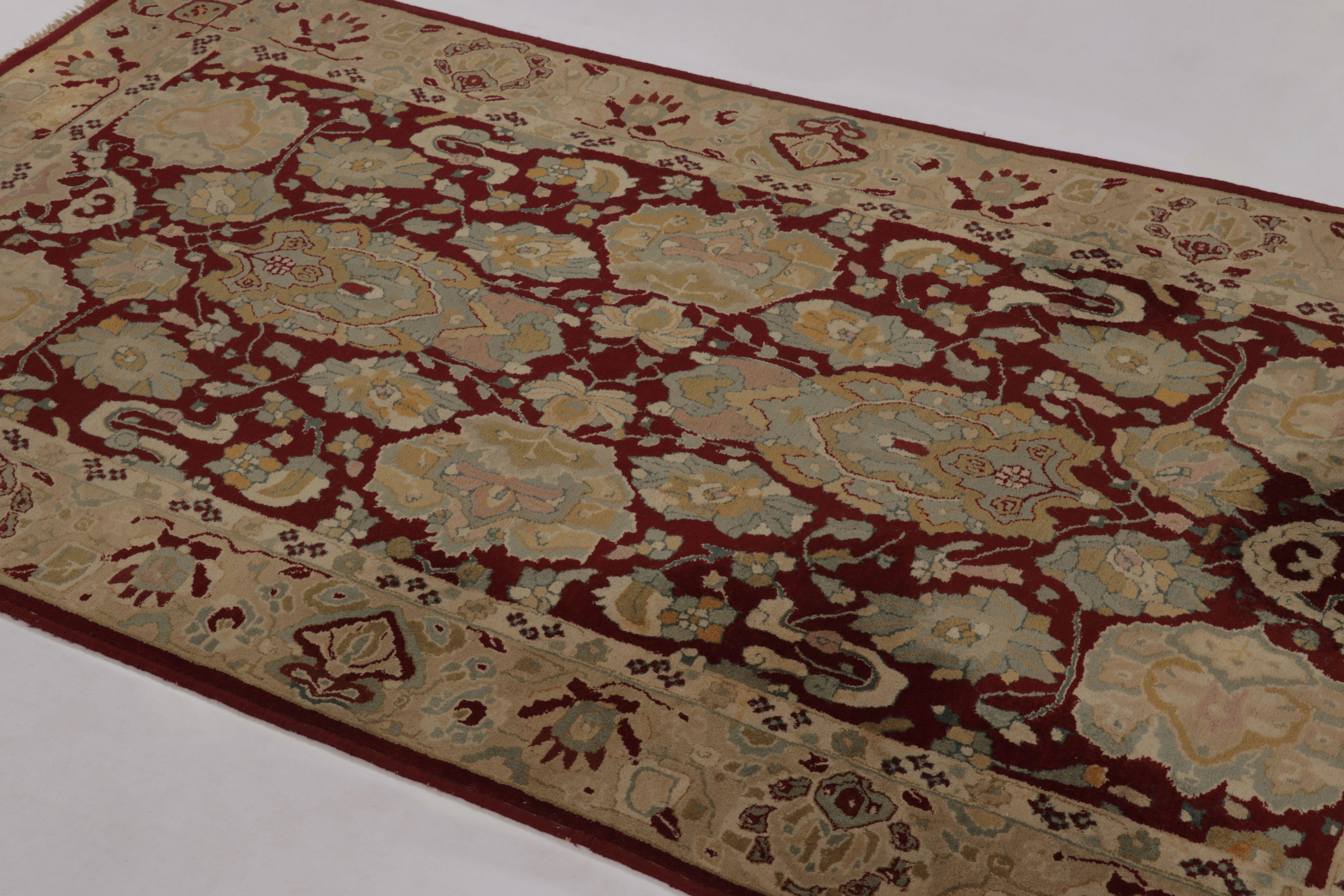 Annodato a mano Tappeto antico con ganci in Tetex, campo cremisi con motivi floreali - Rug & Kilim in vendita