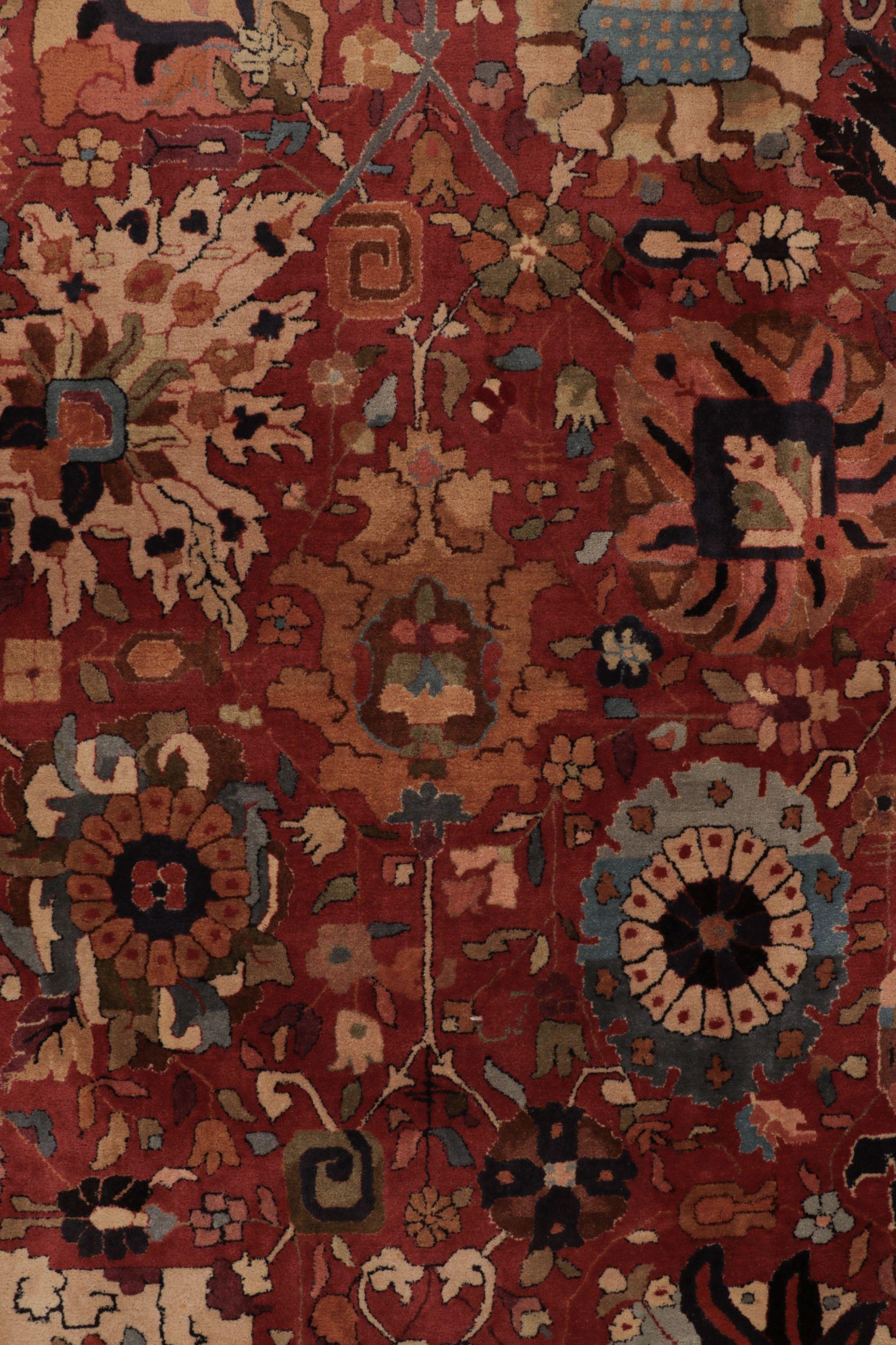 Tappeto antico con ganci Tetex, rosso con motivi floreali colorati - Rug & Kilim In condizioni buone in vendita a Long Island City, NY